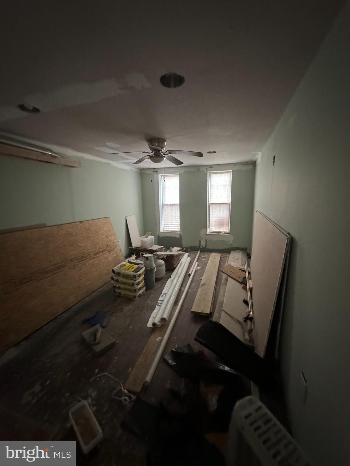 SHIPLEY HILL - Residential