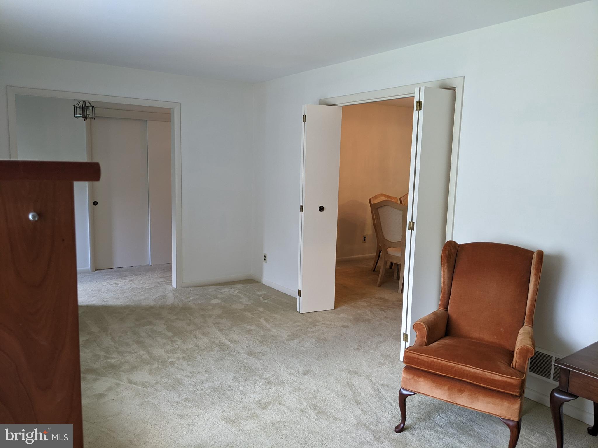 HOLLINGSWORTH - Residential