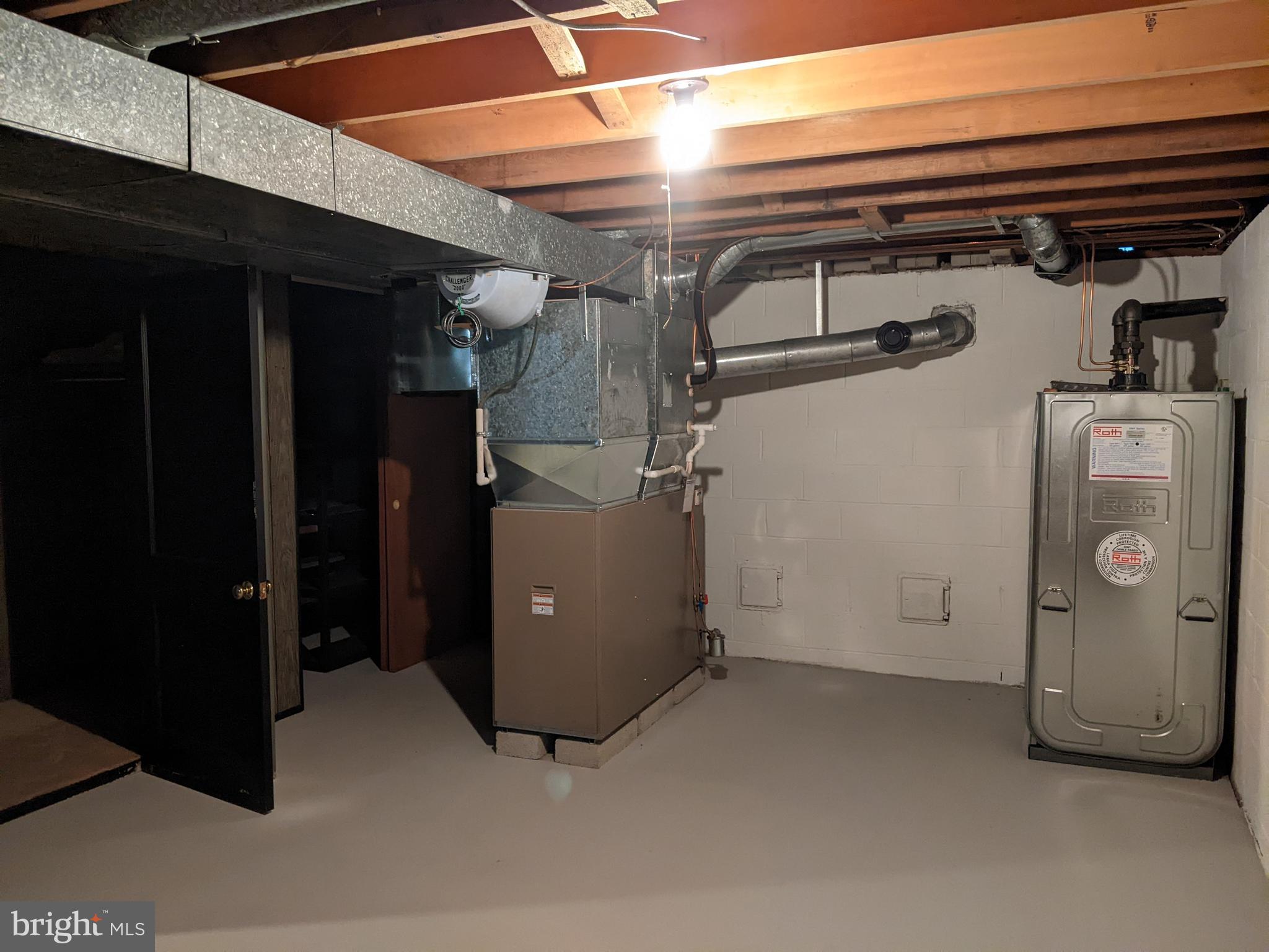 HOLLINGSWORTH - Residential