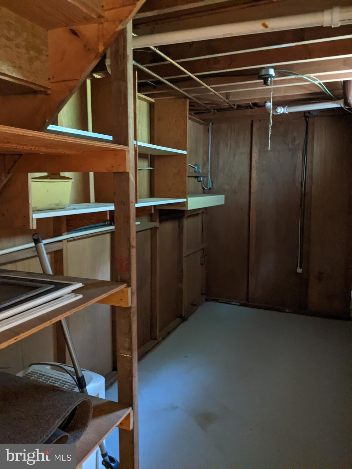 HOLLINGSWORTH - Residential