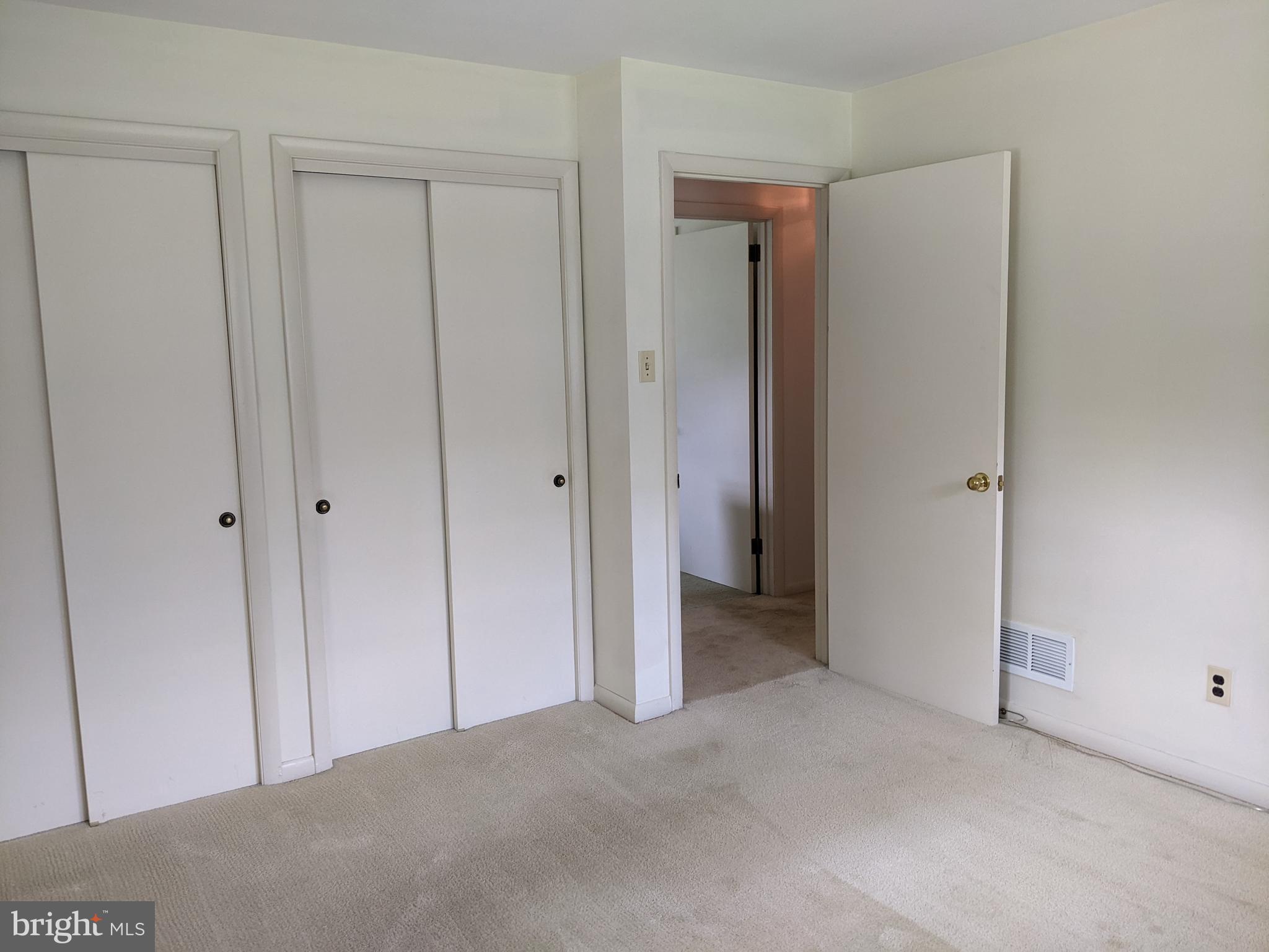 HOLLINGSWORTH - Residential