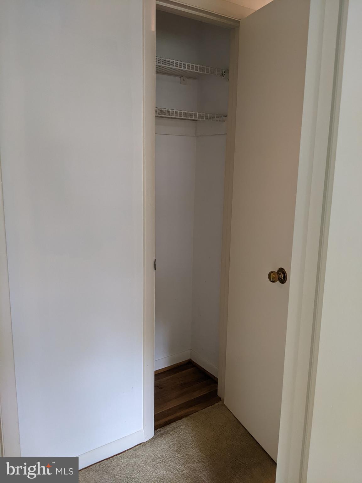 HOLLINGSWORTH - Residential