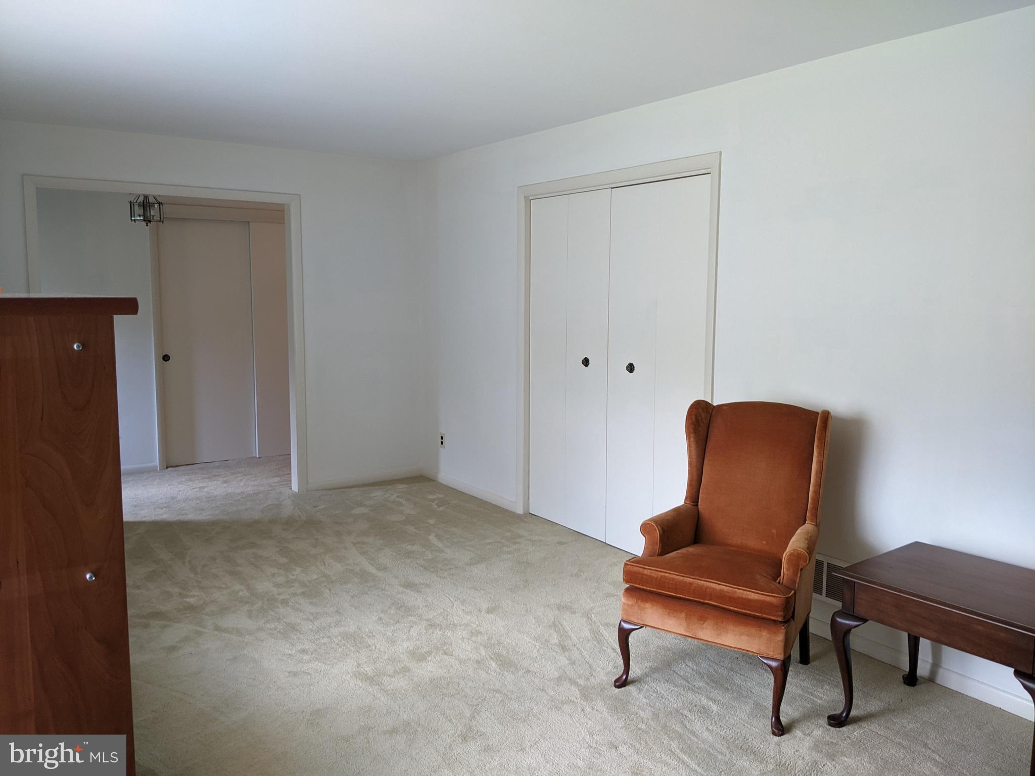 HOLLINGSWORTH - Residential