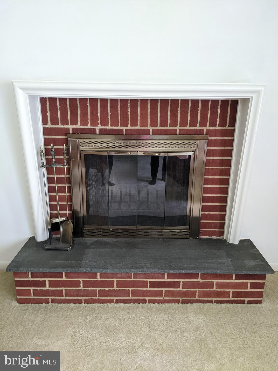 HOLLINGSWORTH - Residential