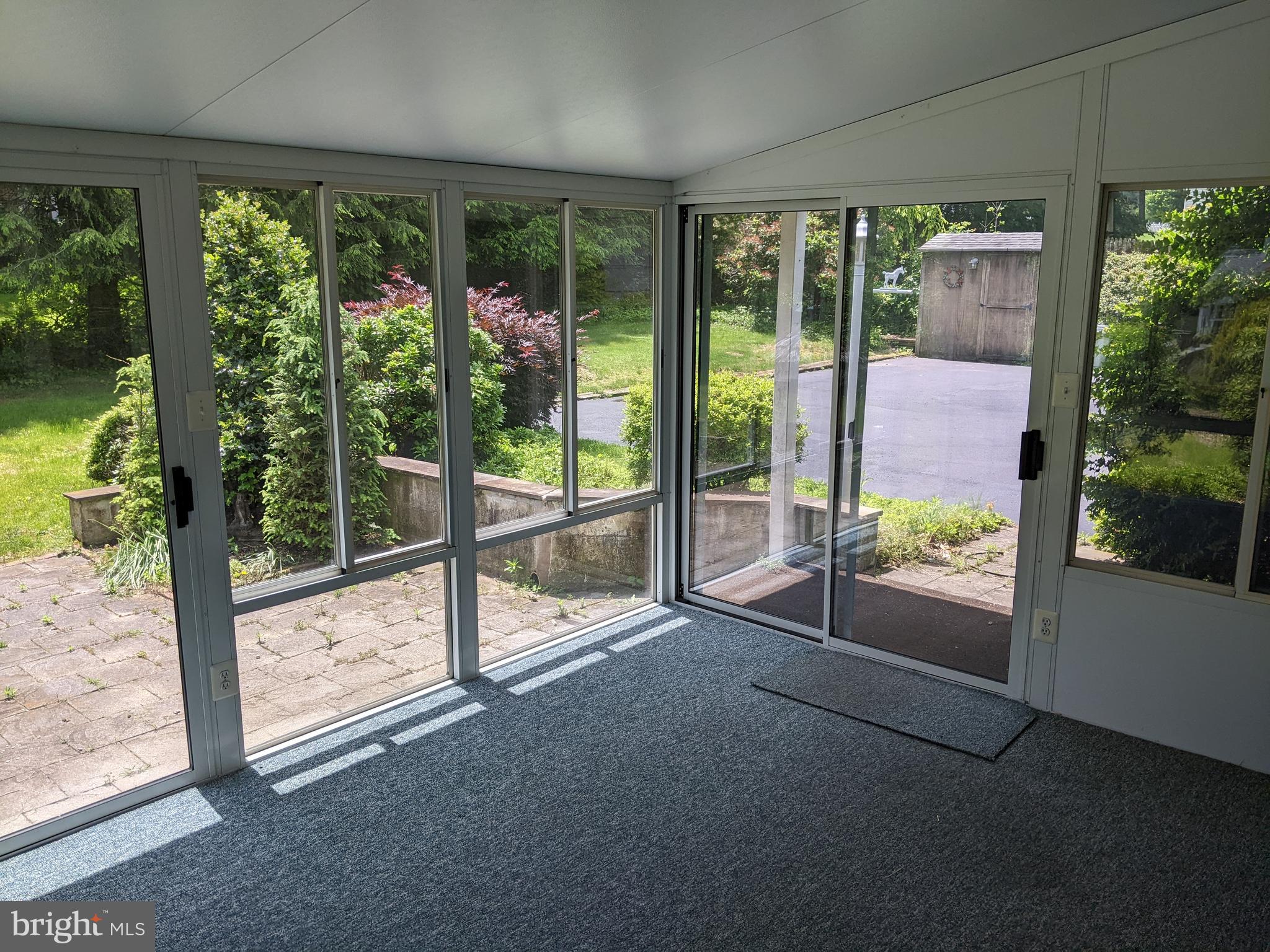 HOLLINGSWORTH - Residential