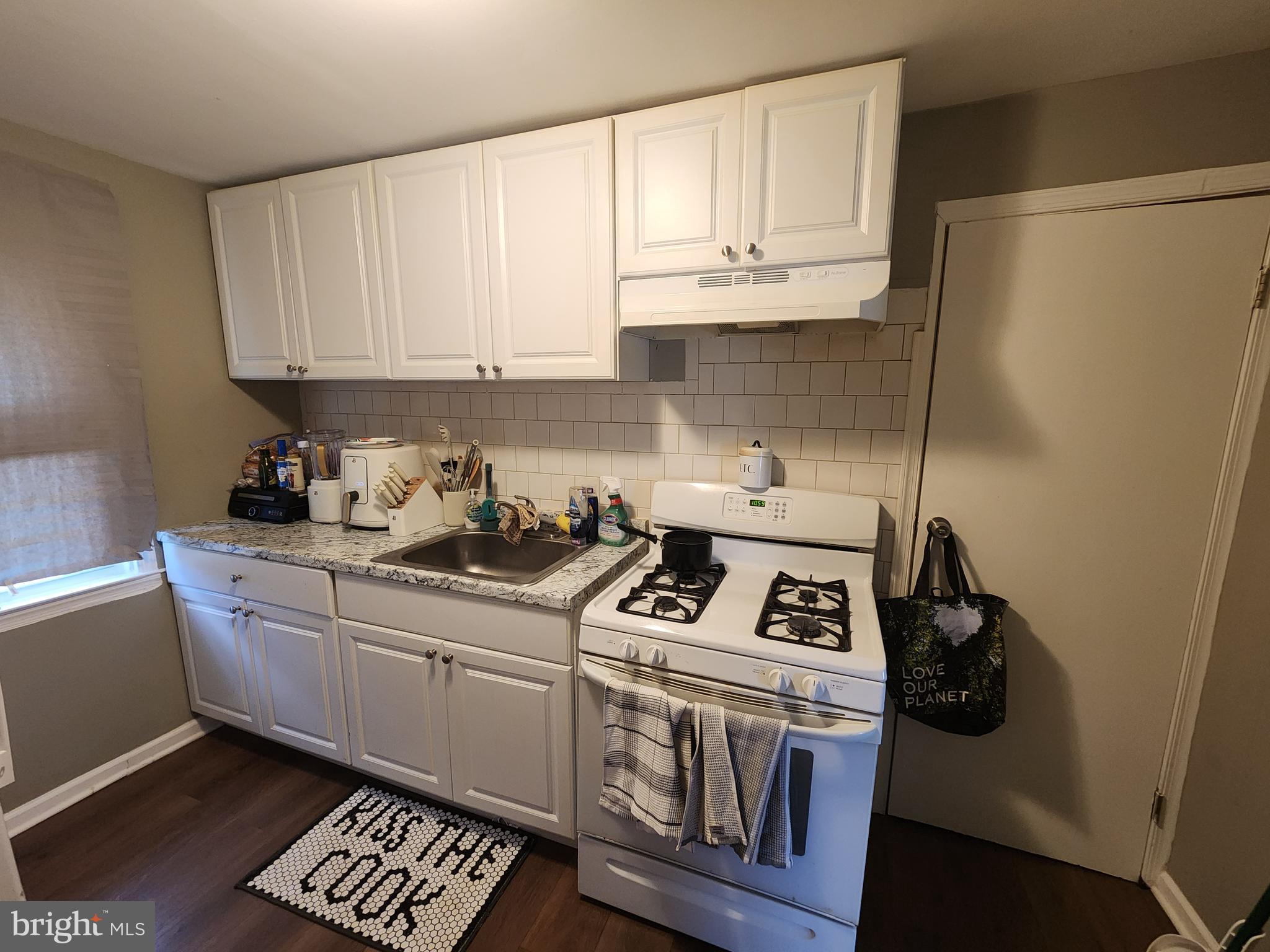 CHERRY HILL - Residential