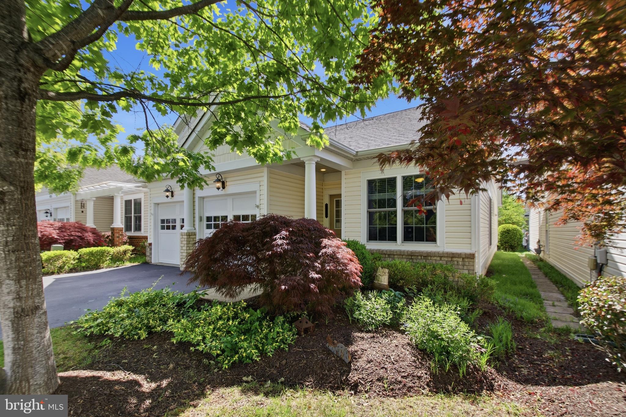 SPRING HILL - Residential