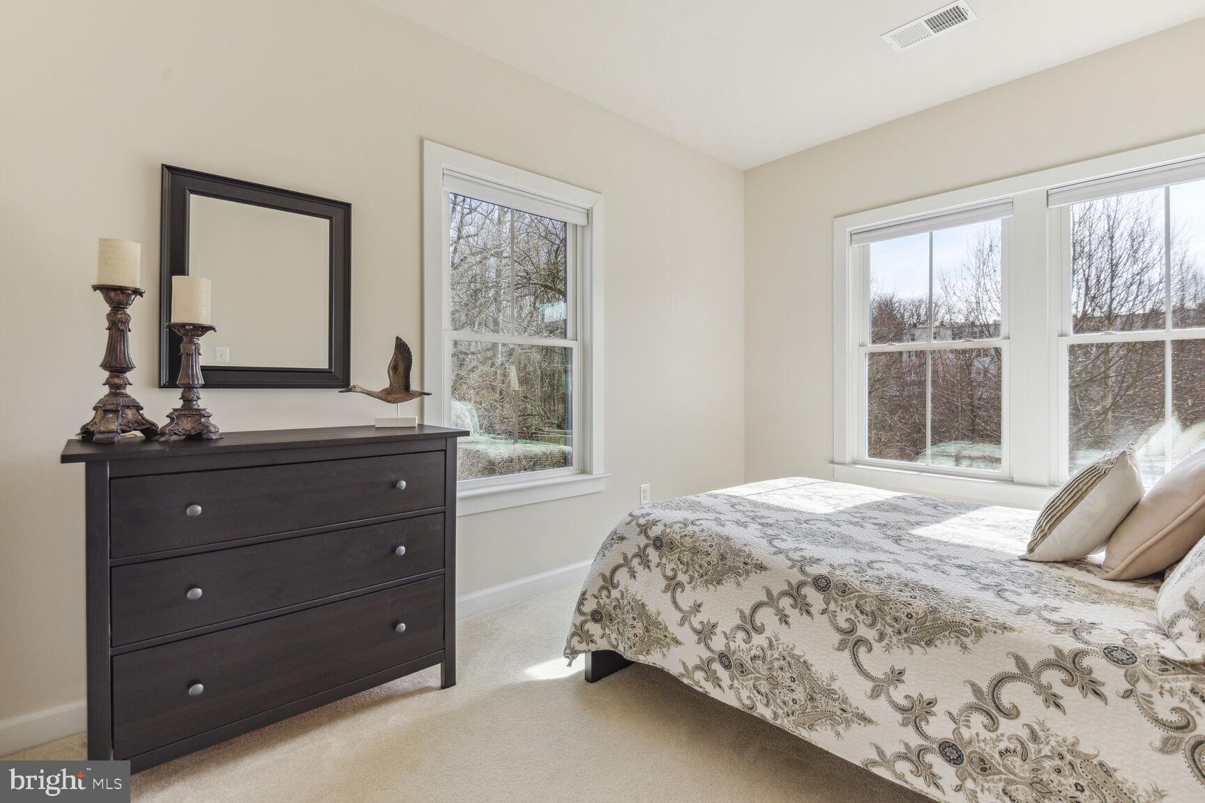 PARKLANDS AT WATKINS MILL - Residential