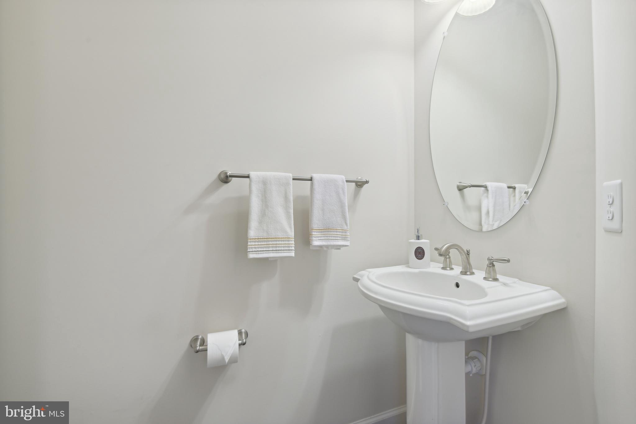 PARKLANDS AT WATKINS MILL - Residential