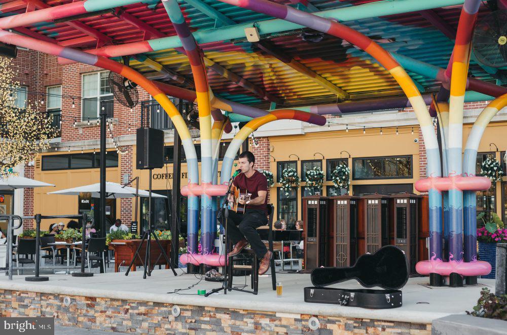 PARKLANDS AT WATKINS MILL - Residential