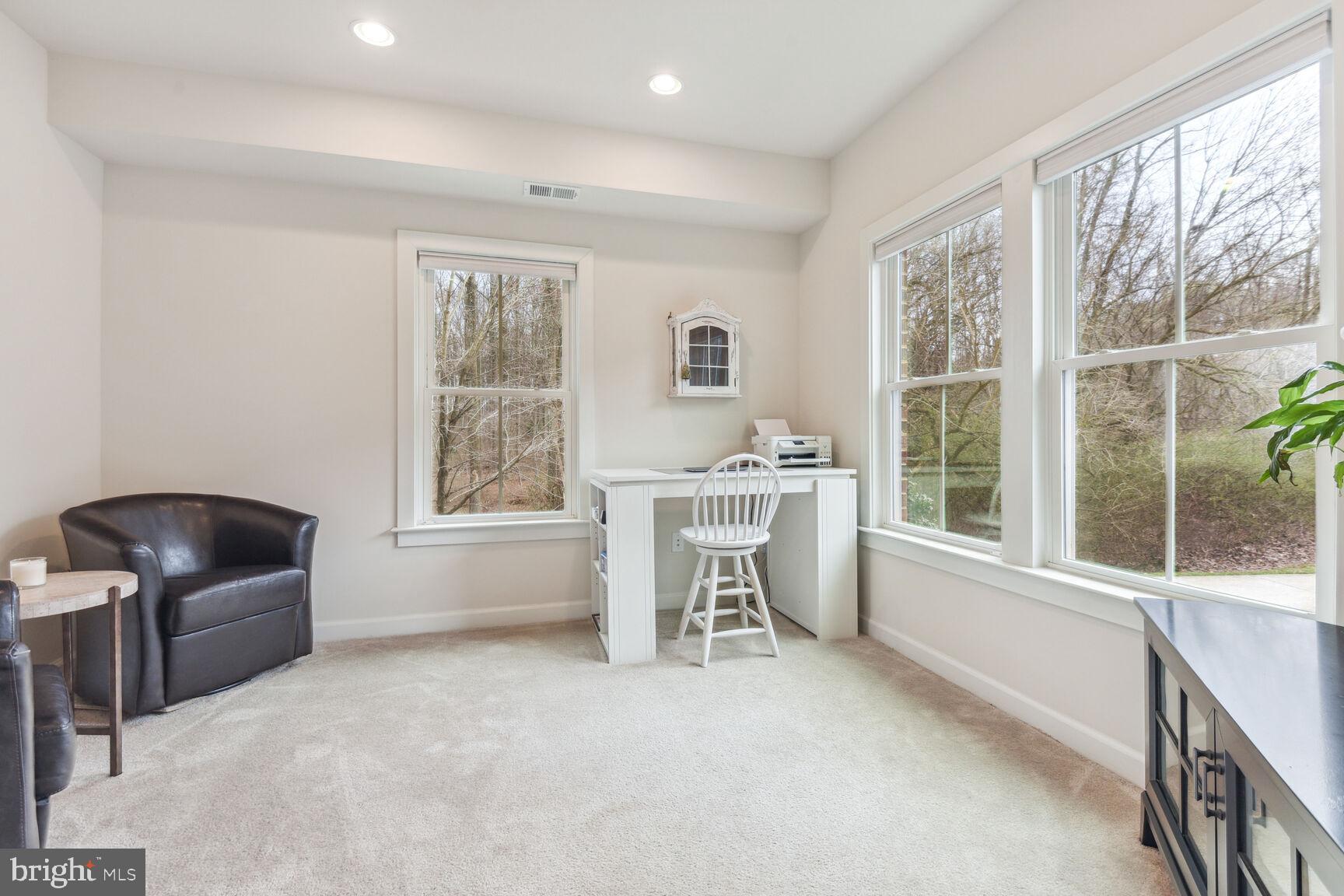 PARKLANDS AT WATKINS MILL - Residential