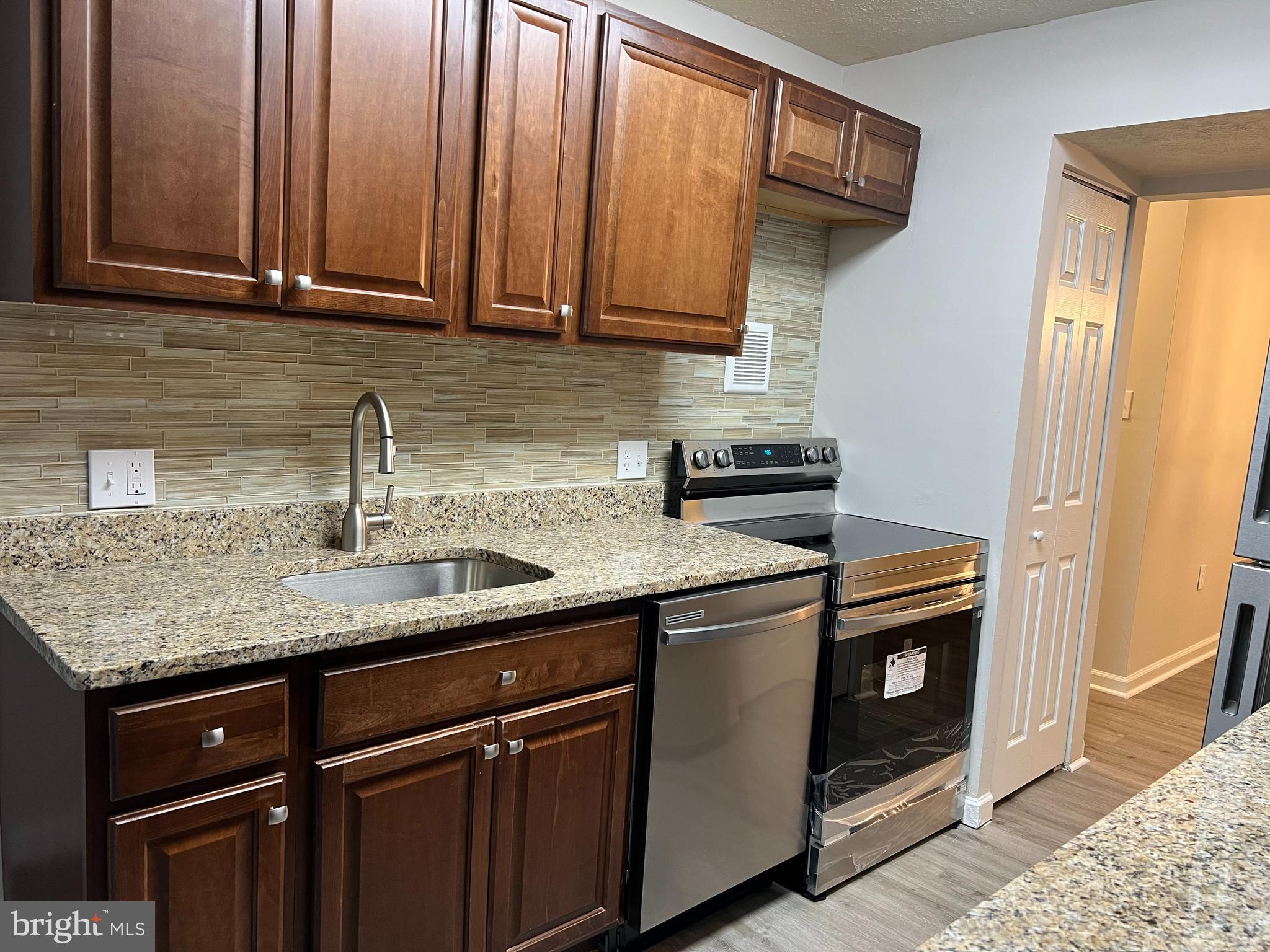 GREENBRIAR CONDO PHASE I - Residential