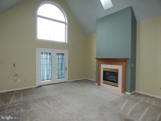 ROYAL MANOR - Residential