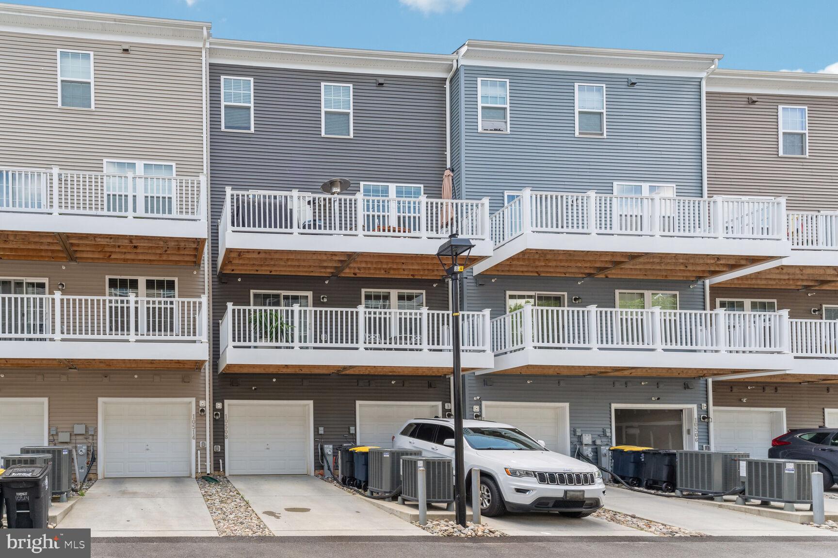 GLENN DALE COMMONS - Residential