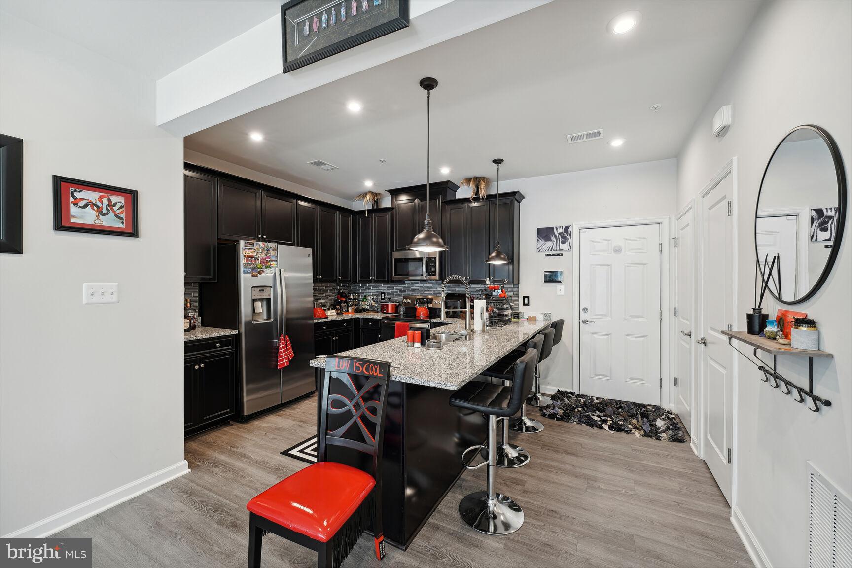 GLENN DALE COMMONS - Residential