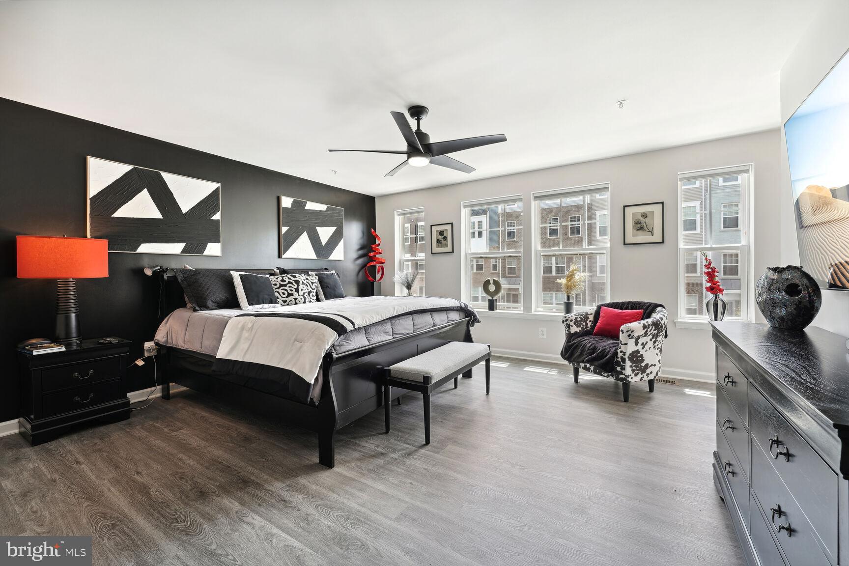 GLENN DALE COMMONS - Residential