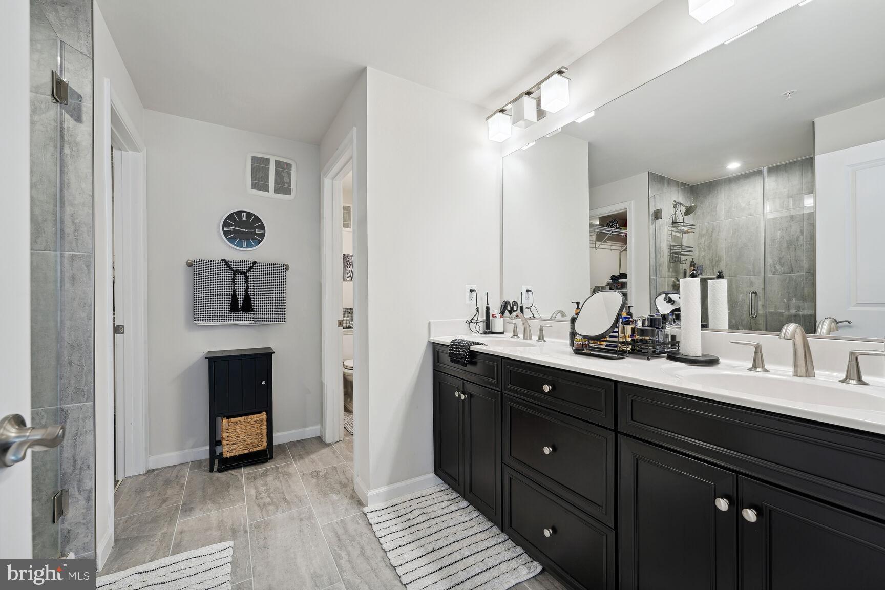 GLENN DALE COMMONS - Residential