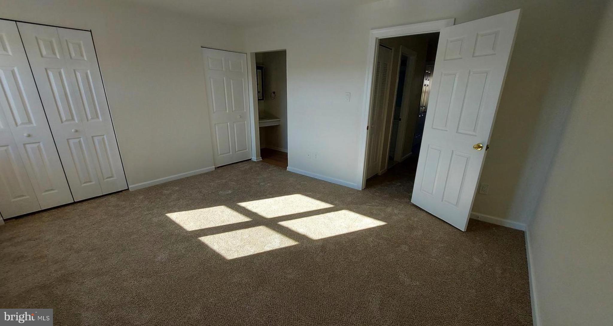 WALNUT RIDGE ESTS - Residential Lease