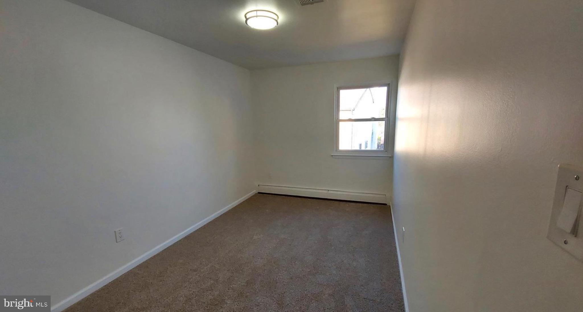 WALNUT RIDGE ESTS - Residential Lease