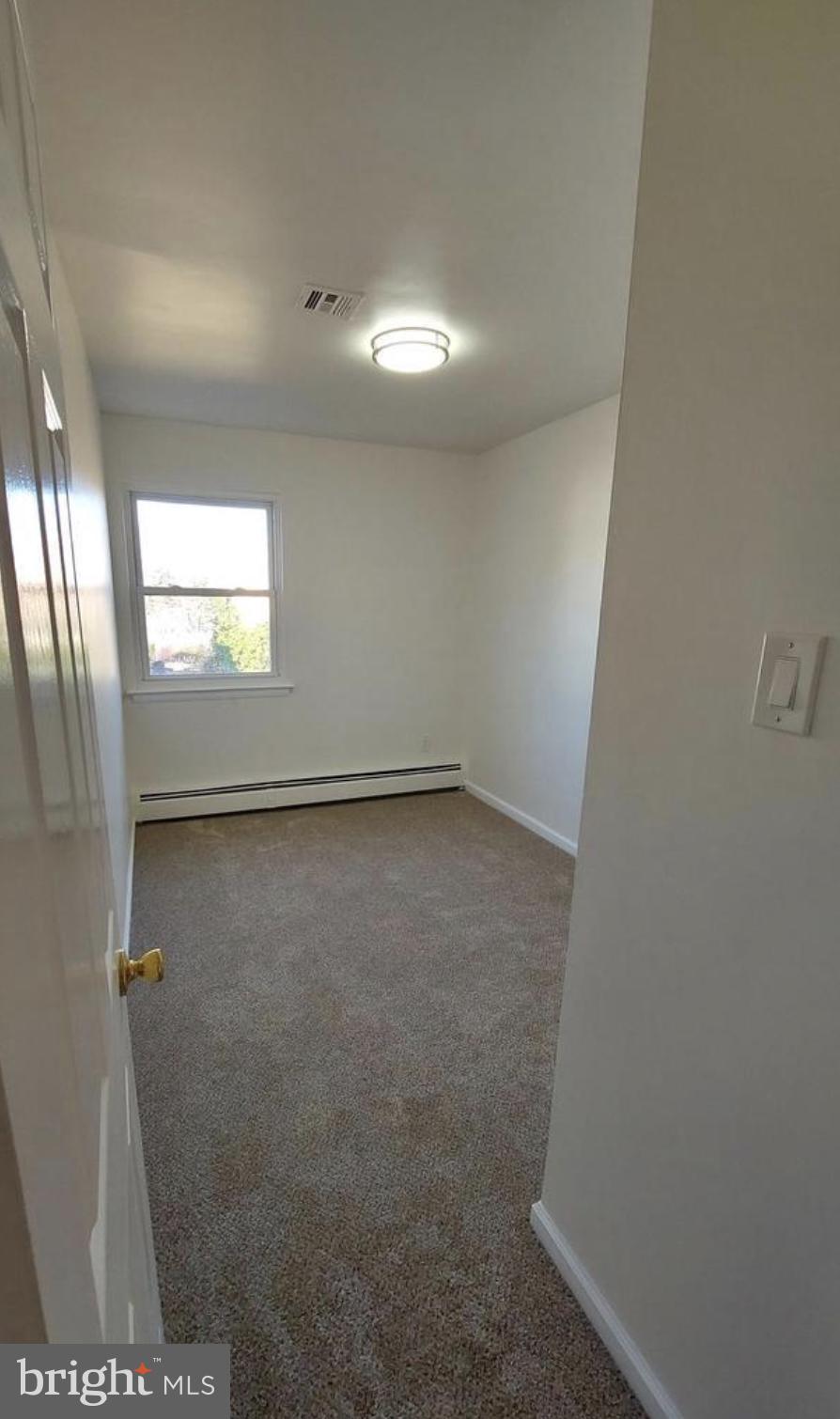 WALNUT RIDGE ESTS - Residential Lease