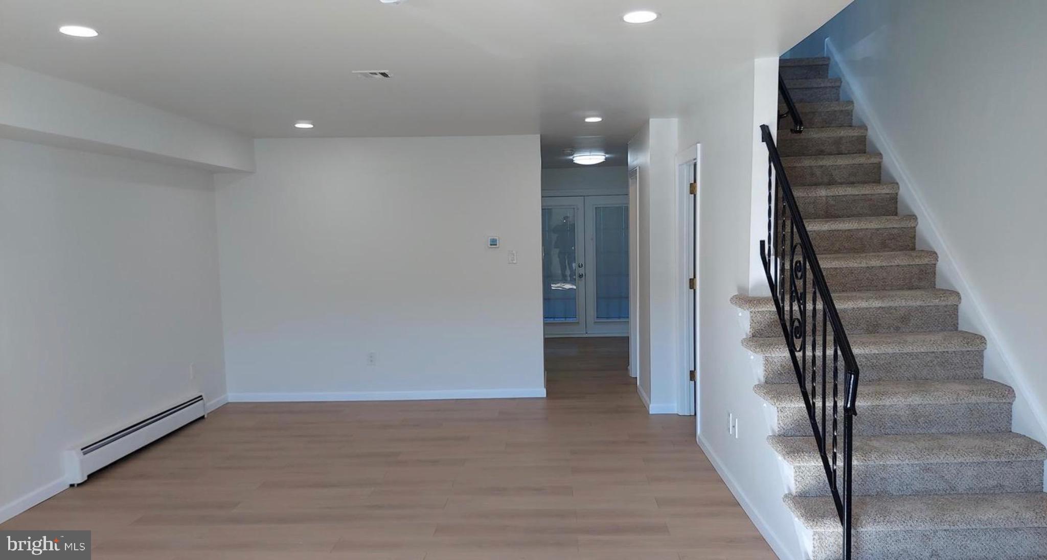 WALNUT RIDGE ESTS - Residential Lease