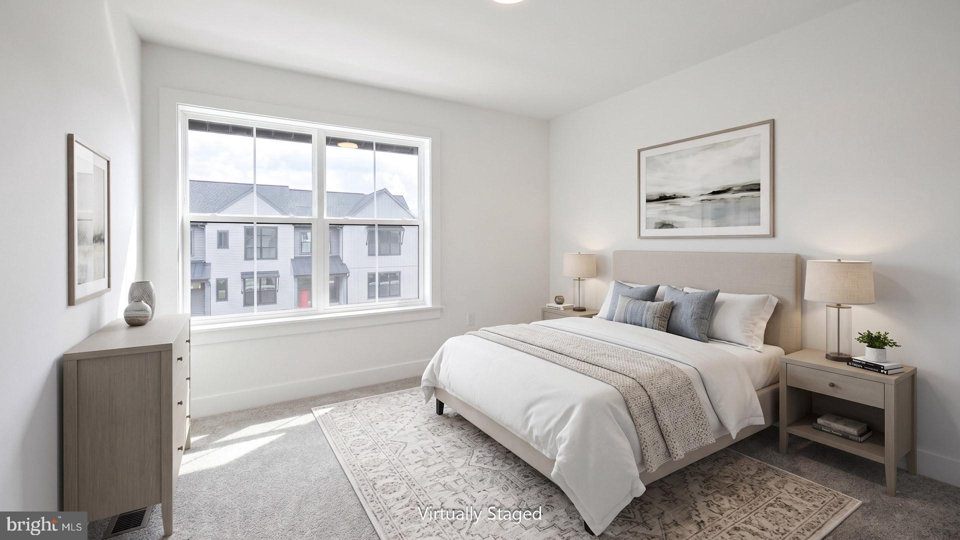 MADISON COURT - Residential