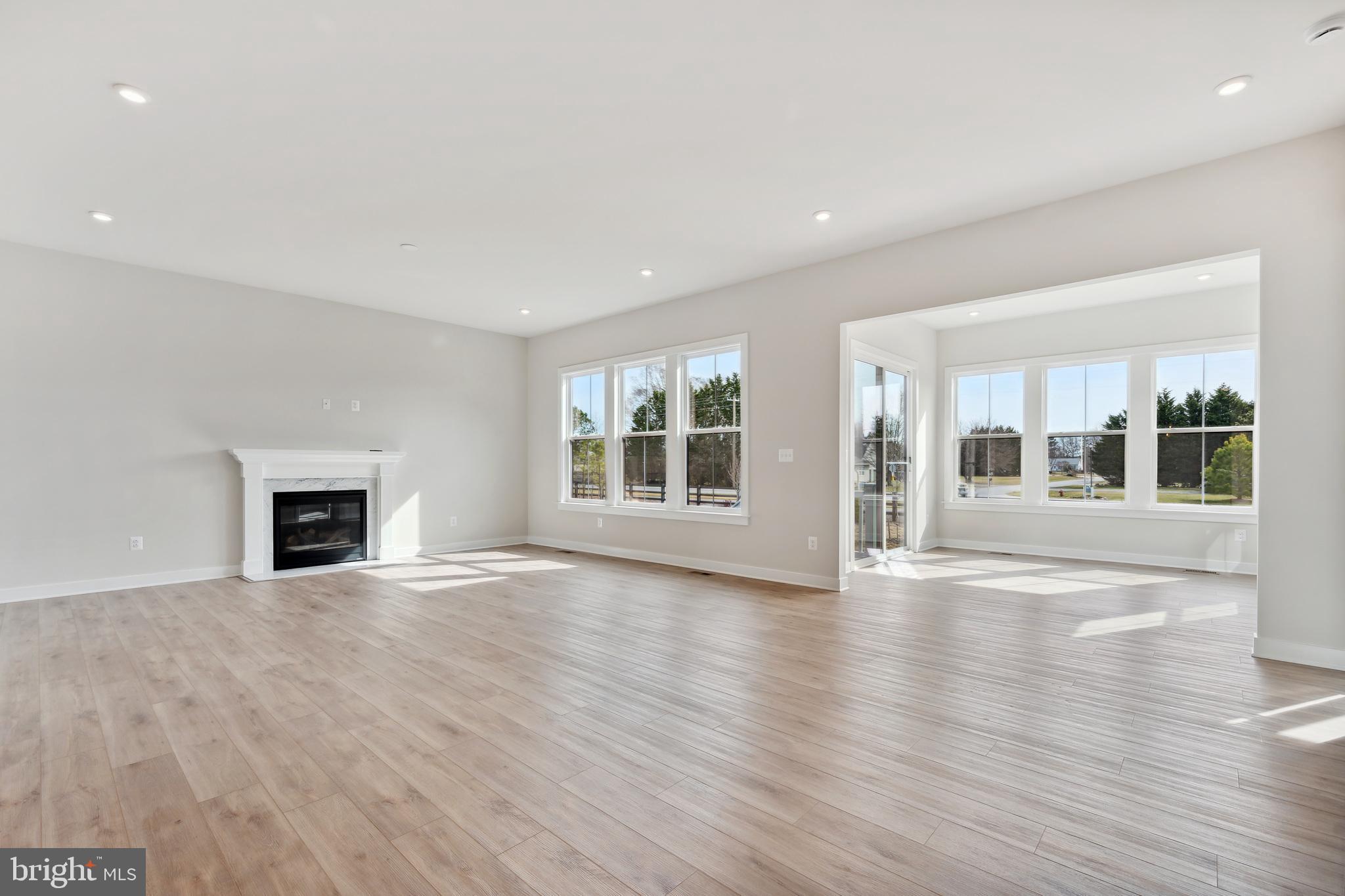 TOWER HILL - Residential