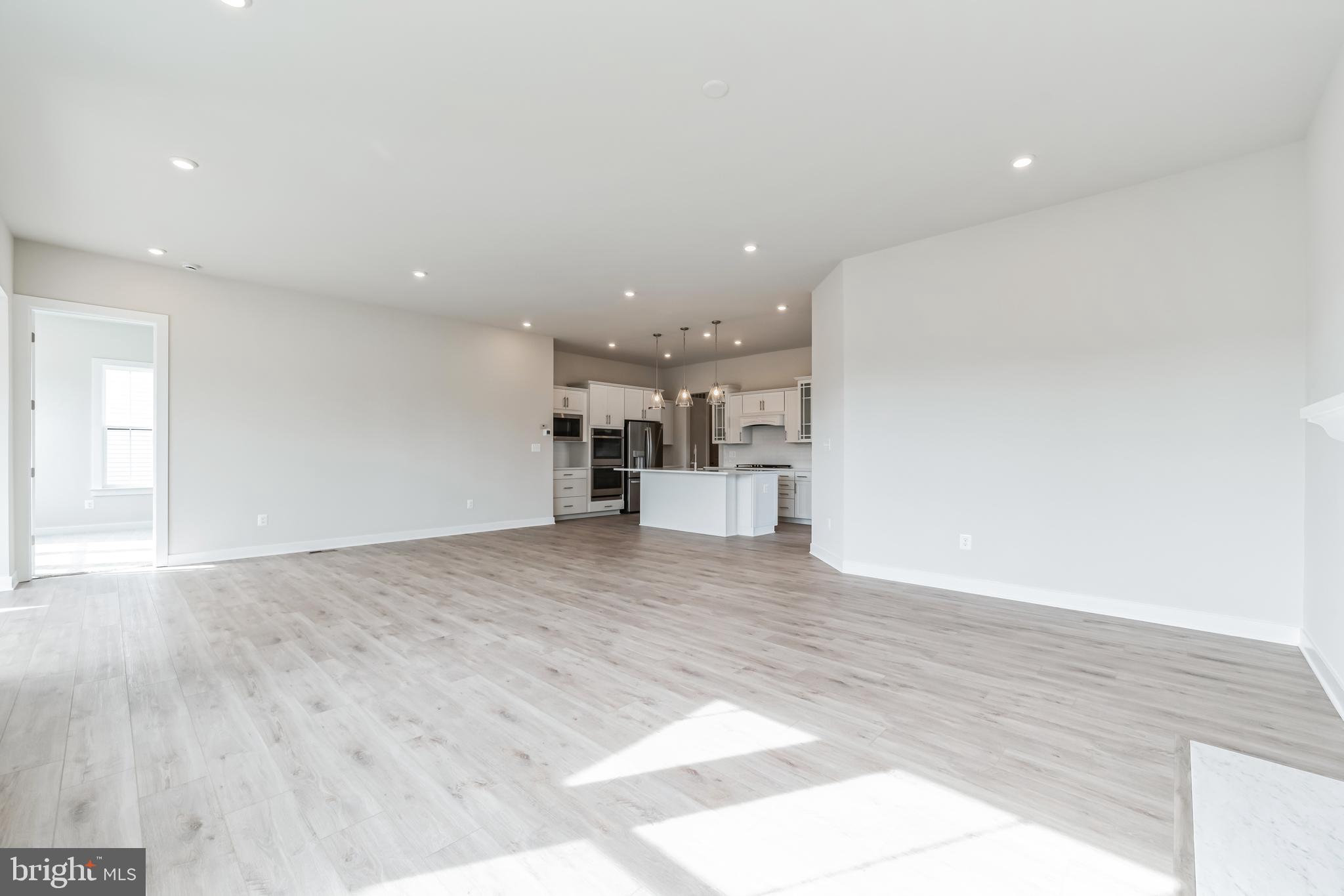 TOWER HILL - Residential