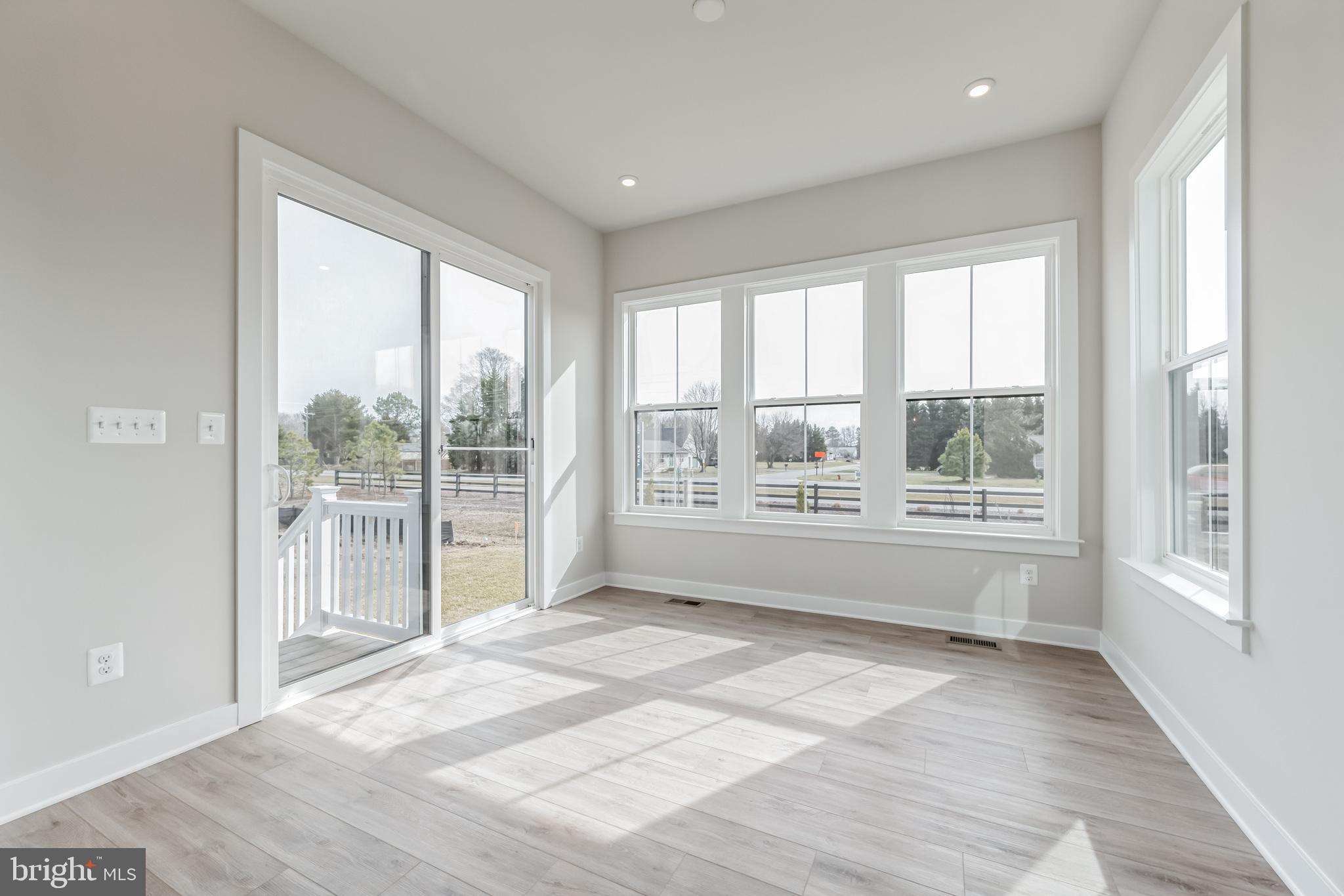 TOWER HILL - Residential