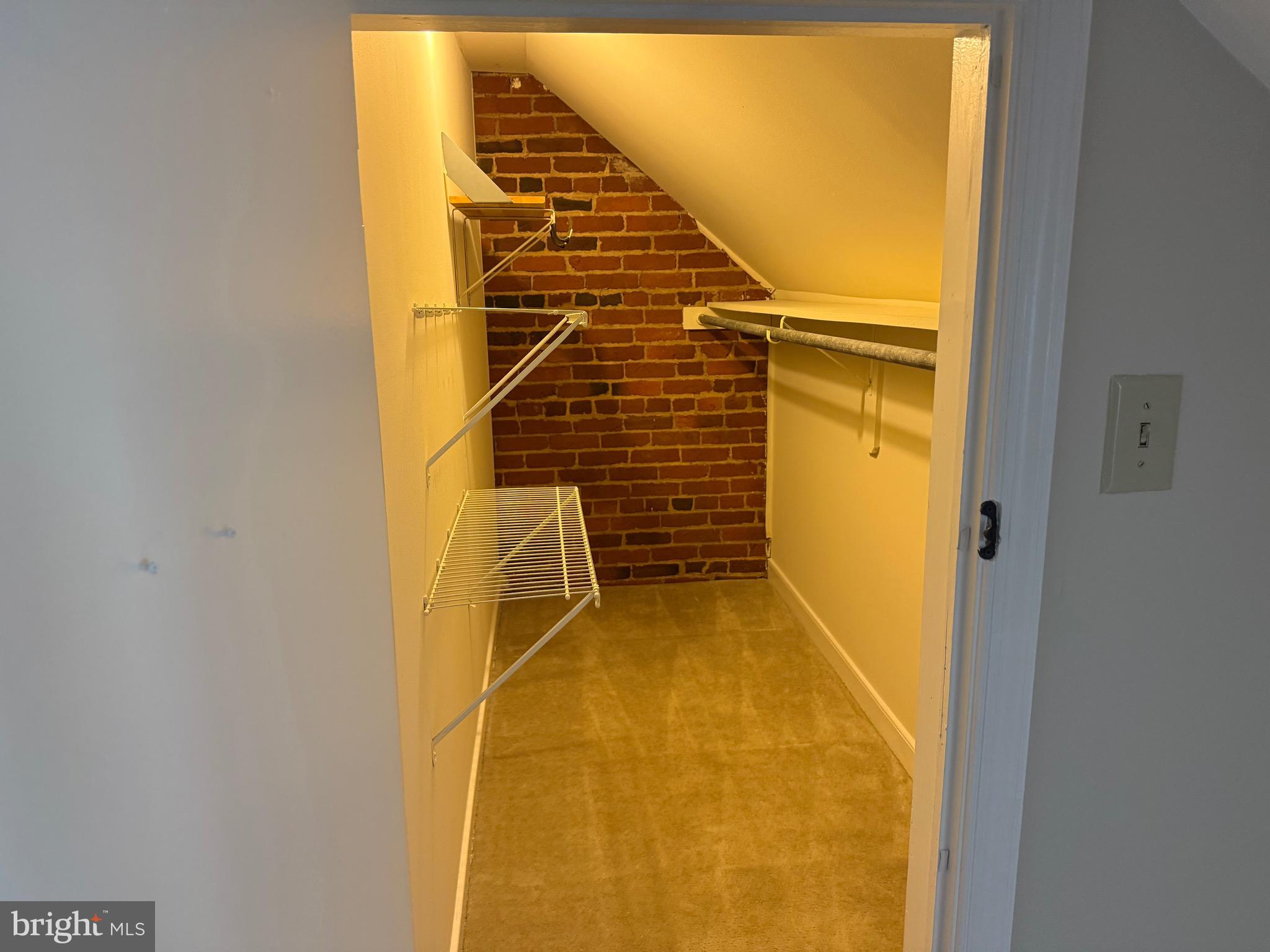 DOWNTOWN FREDERICKSBURG - Residential Lease