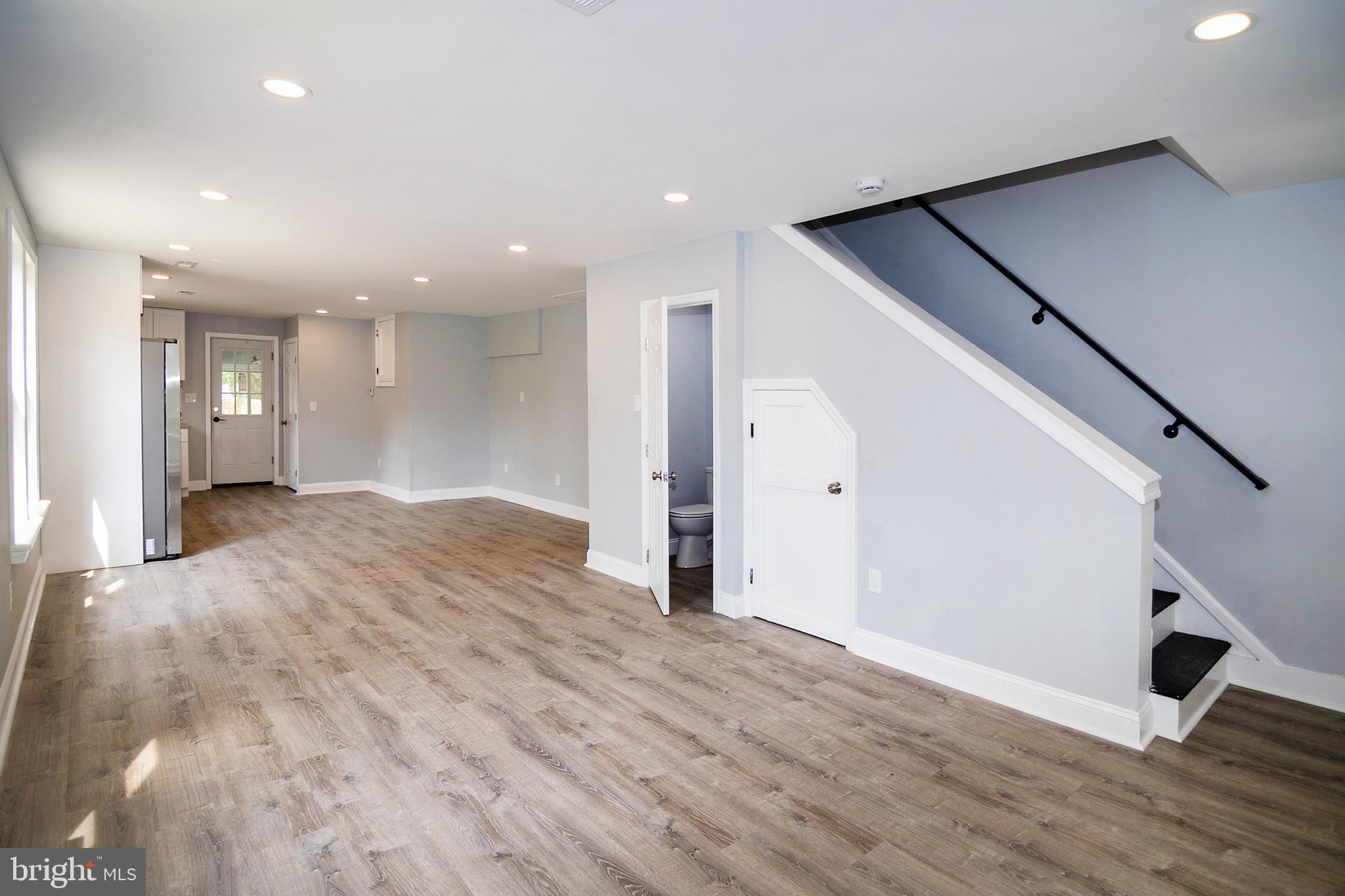 404 MANTUA AVENUE