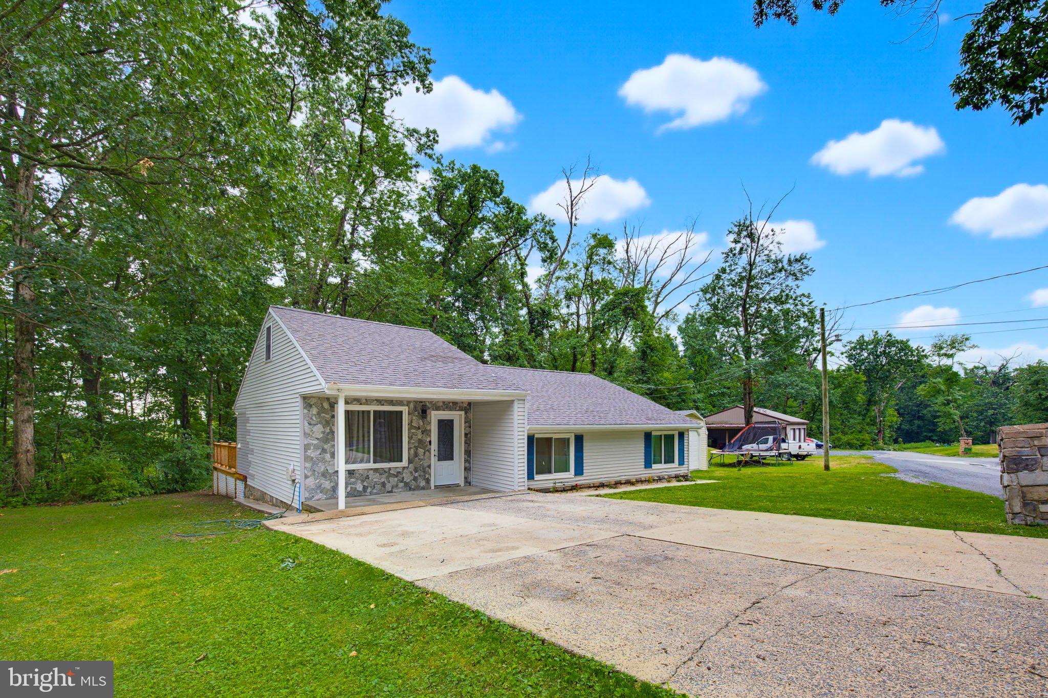 1607 HOLTZ ROAD