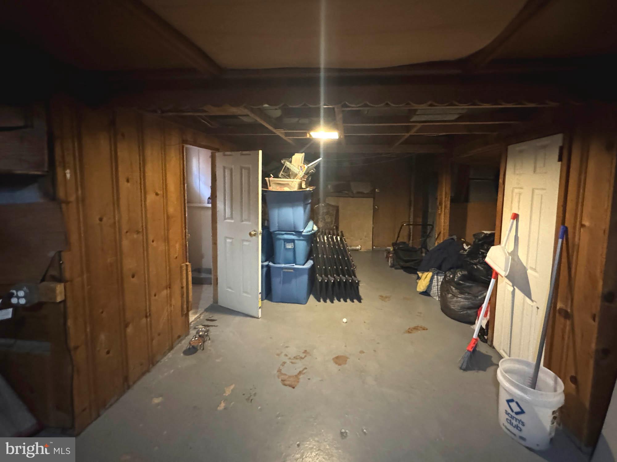 FRANKFORD - Residential