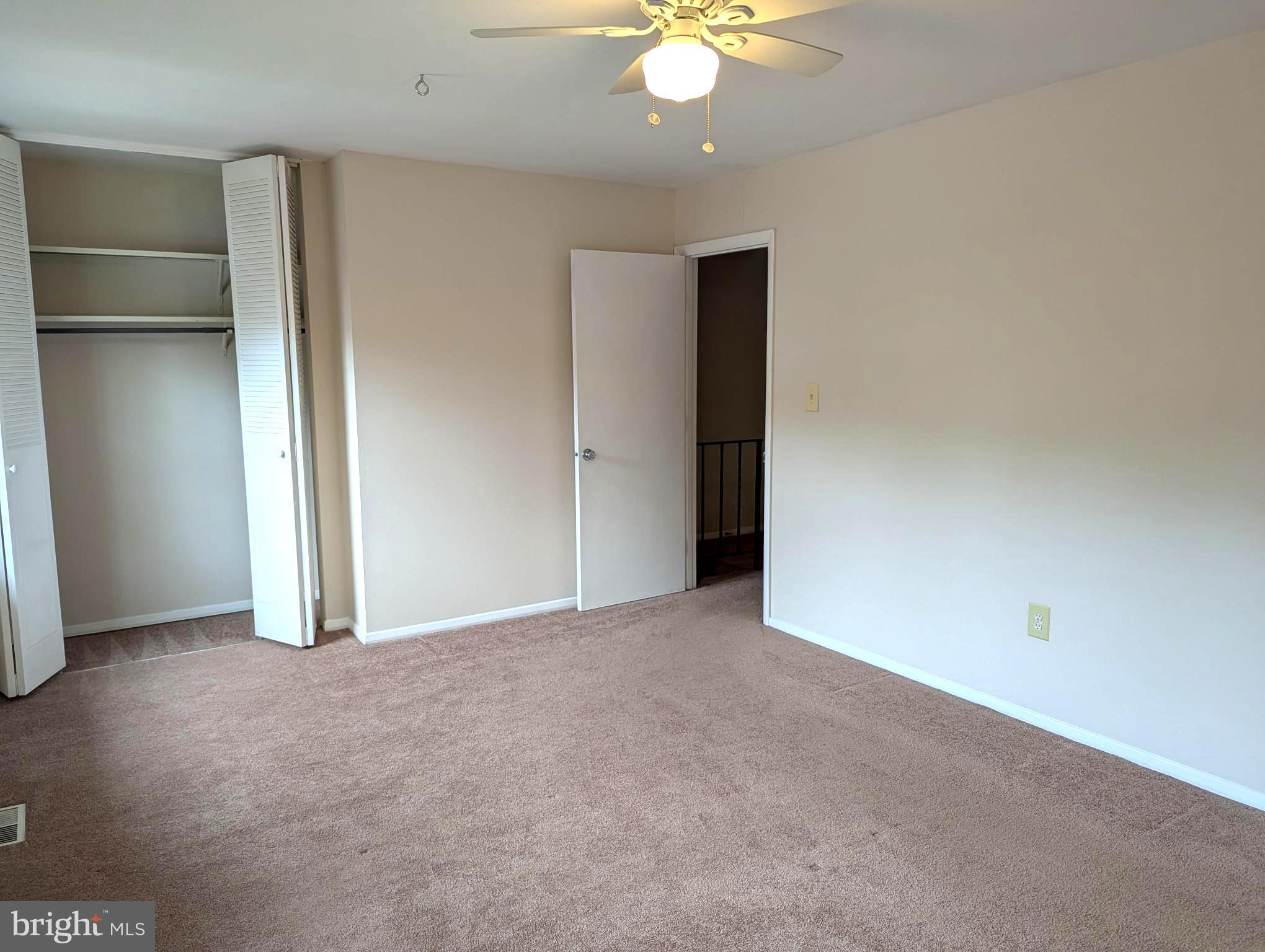 VILLAGE OF NEARBROOK - Residential Lease