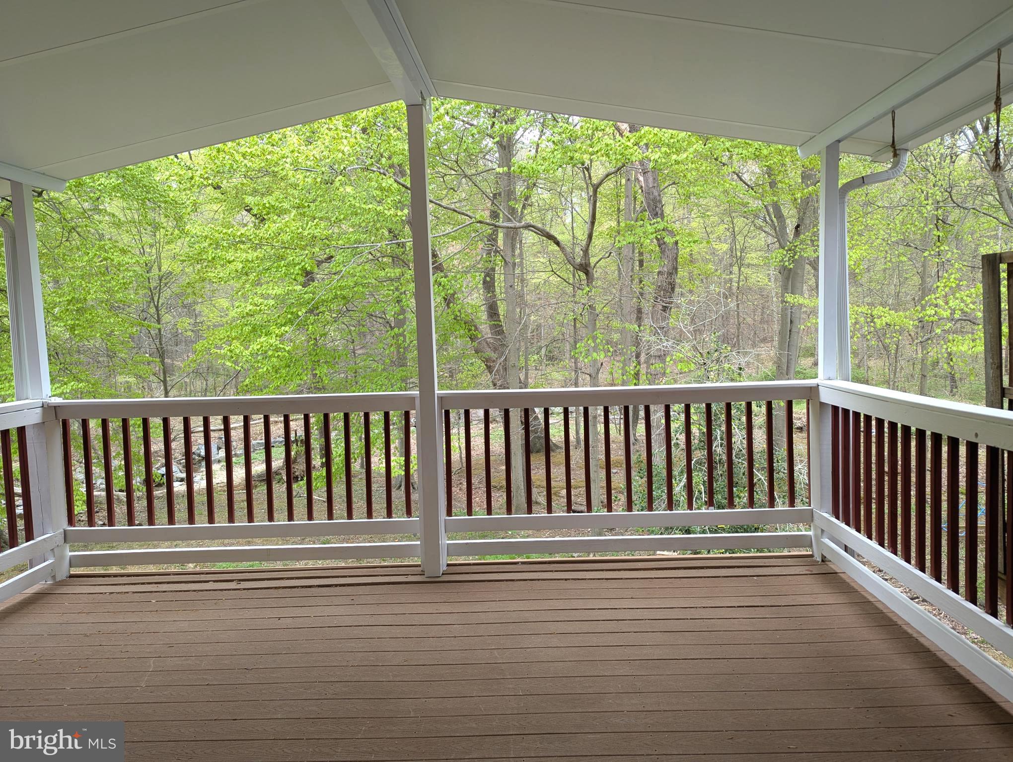 VILLAGE OF NEARBROOK - Residential Lease