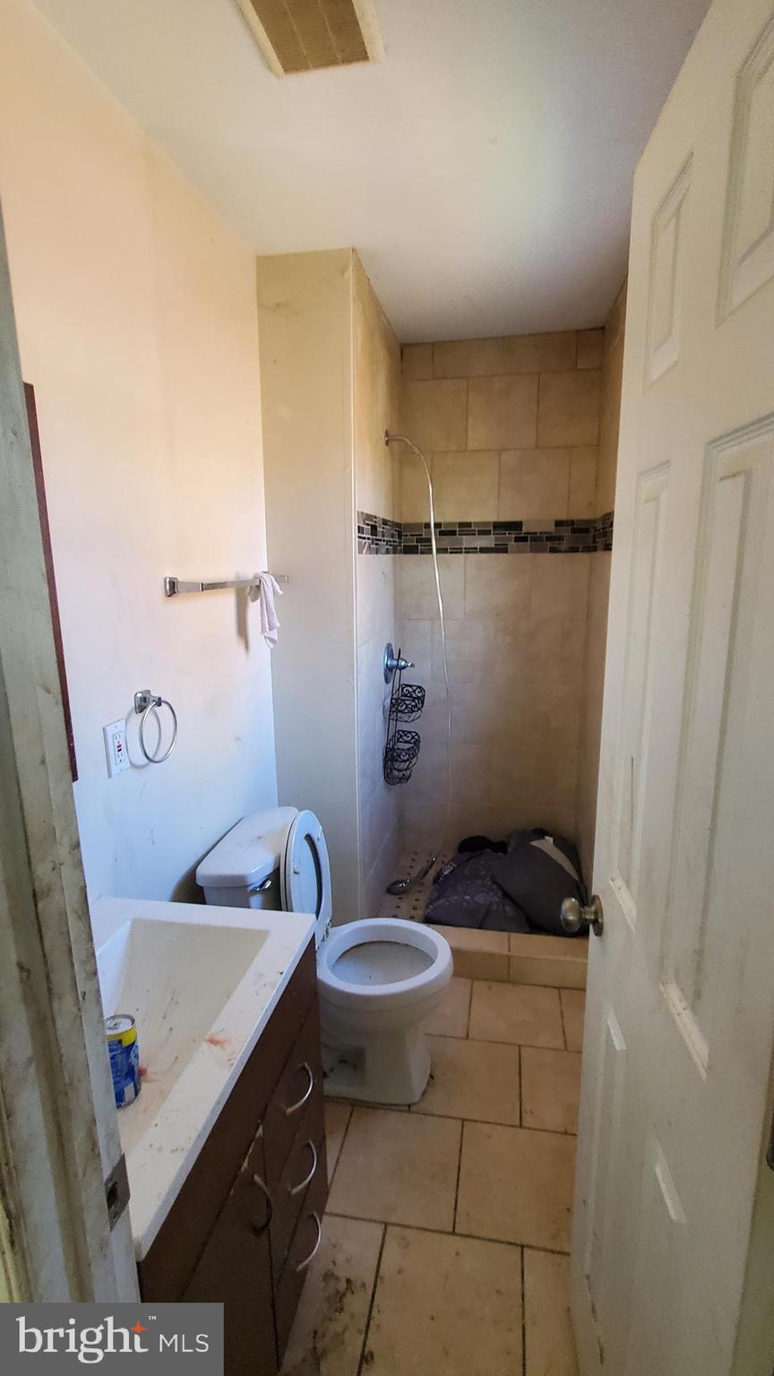 CORAL HILLS - Residential