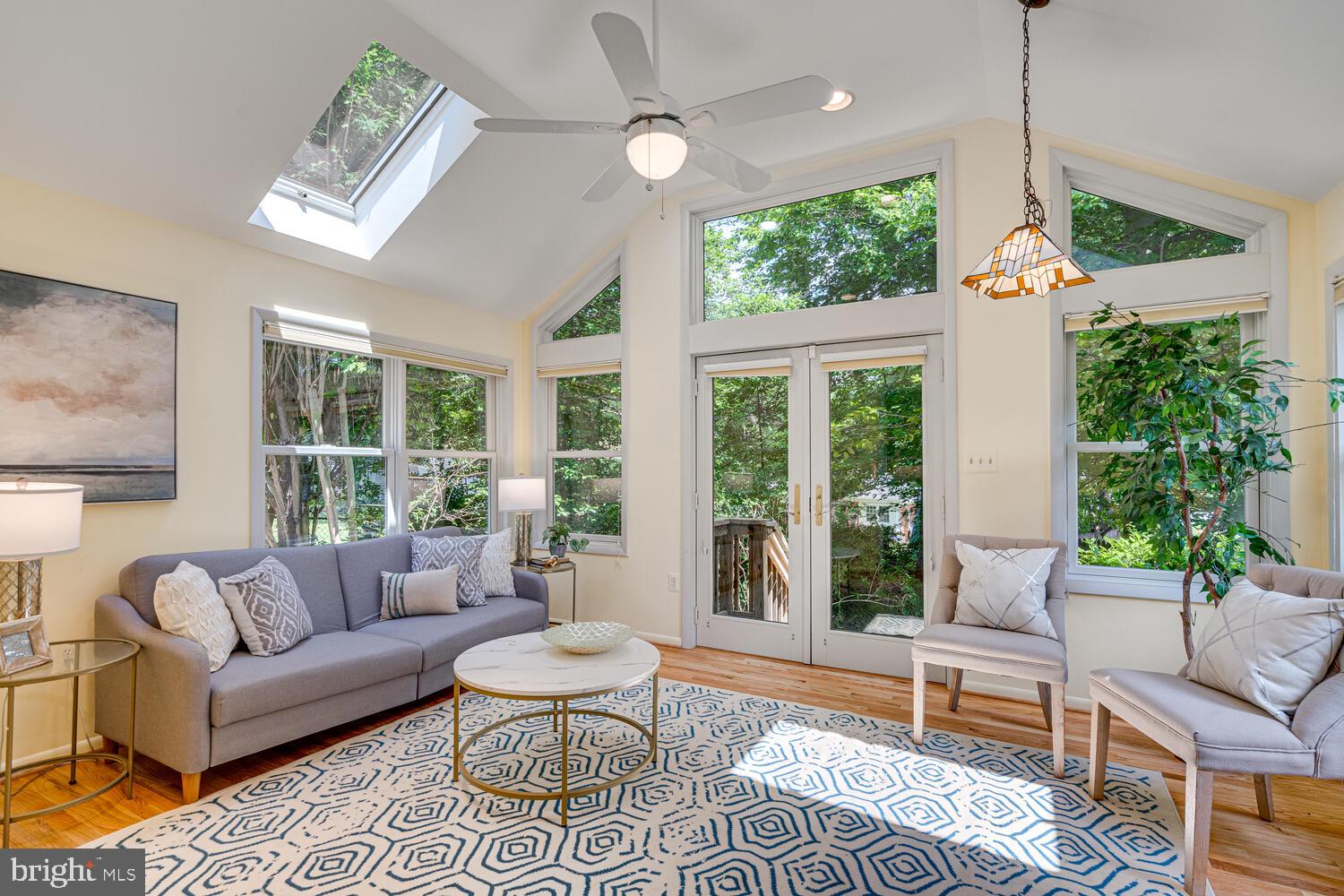 ASPEN KNOLLS - Residential