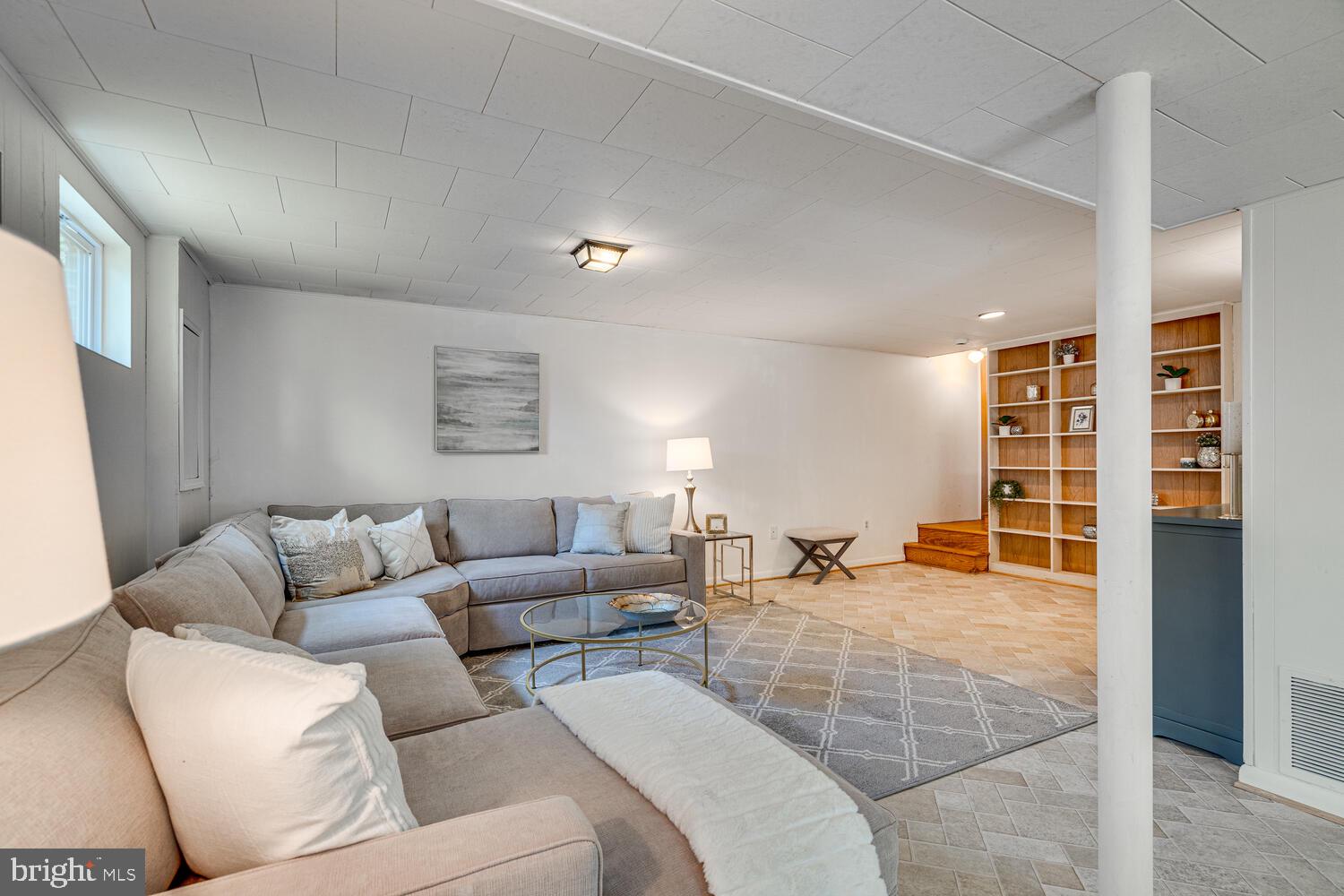 ASPEN KNOLLS - Residential