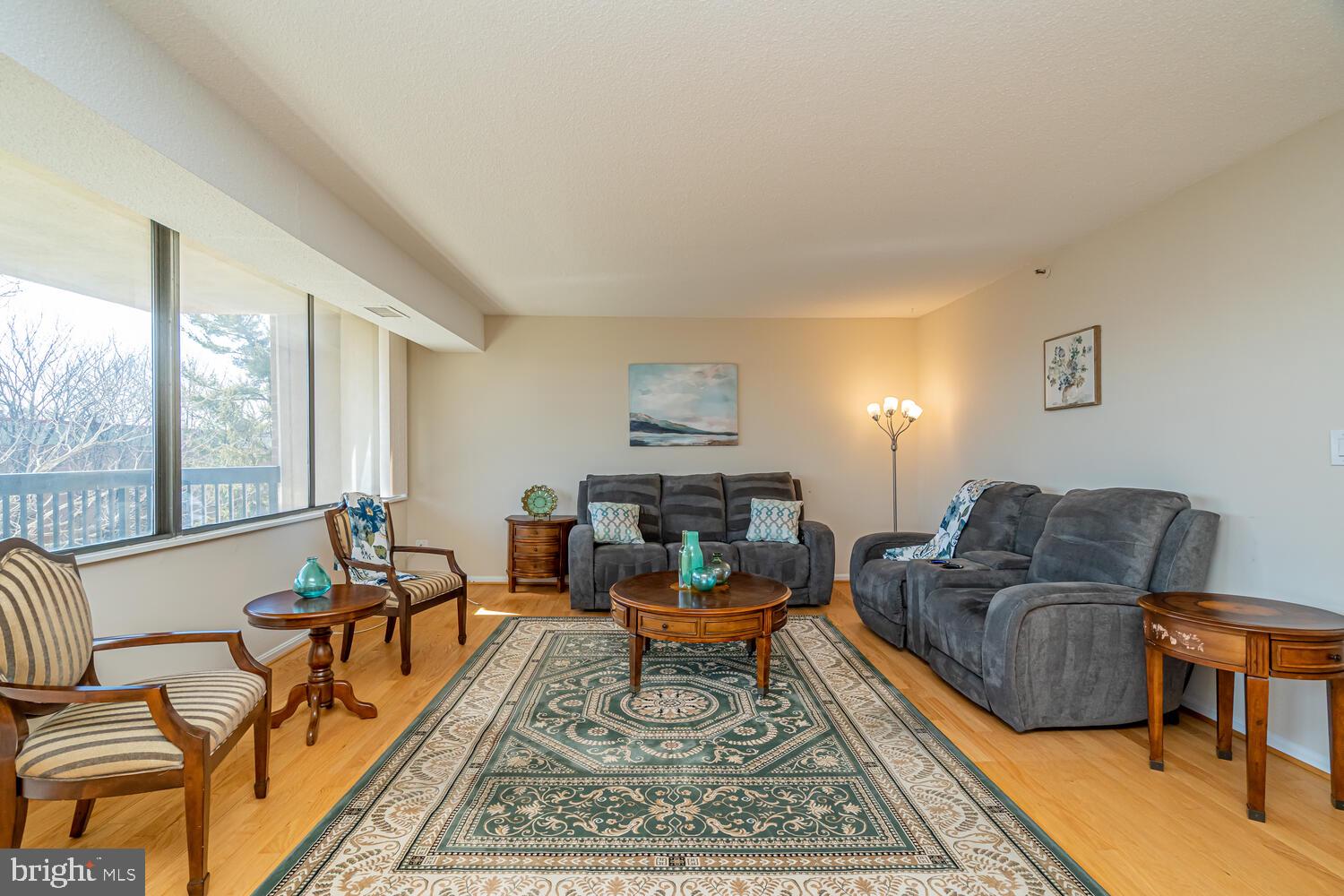 SKYLINE HOUSE - Residential