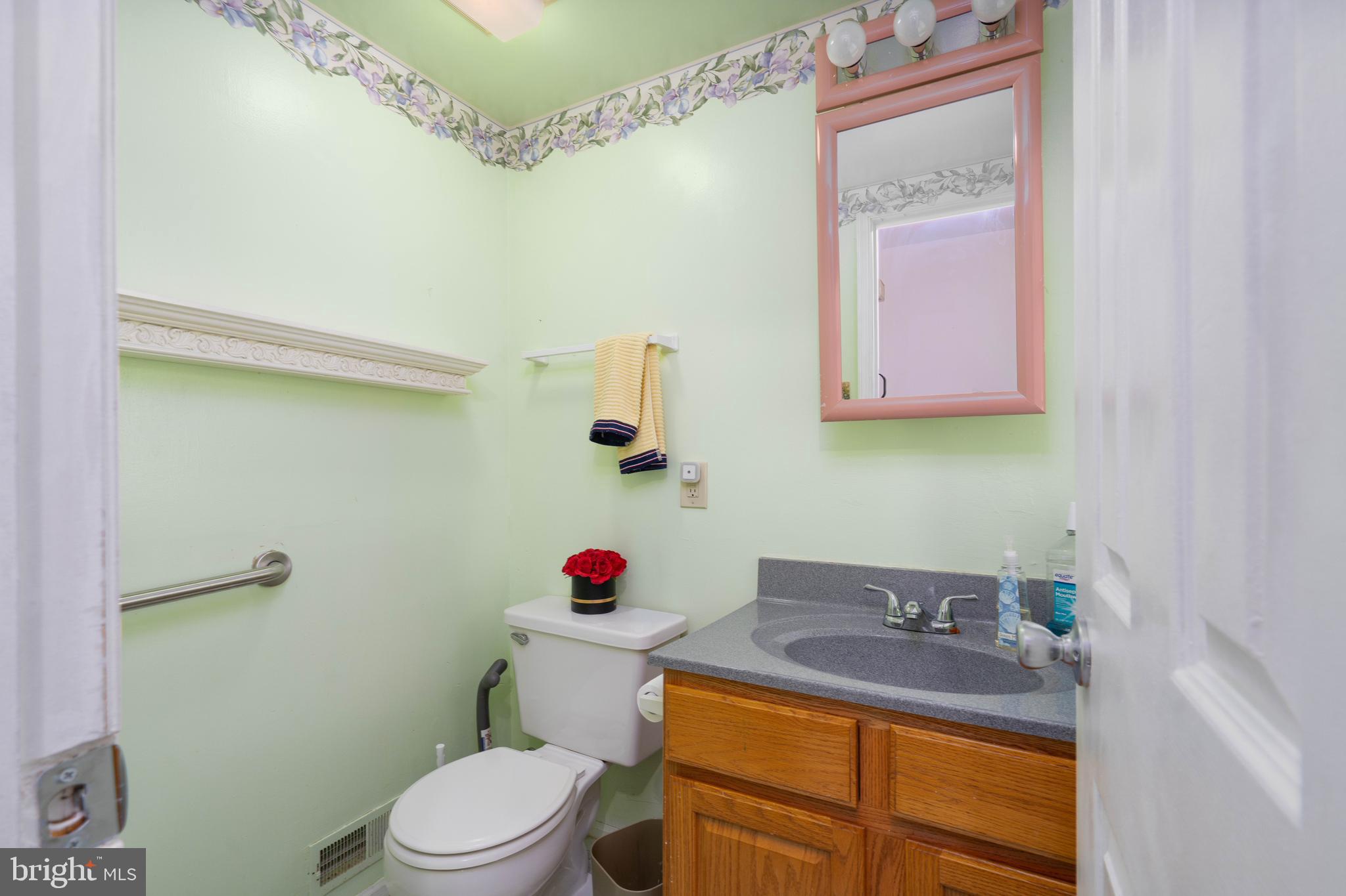 CEDARWOOD VILAGE - Residential