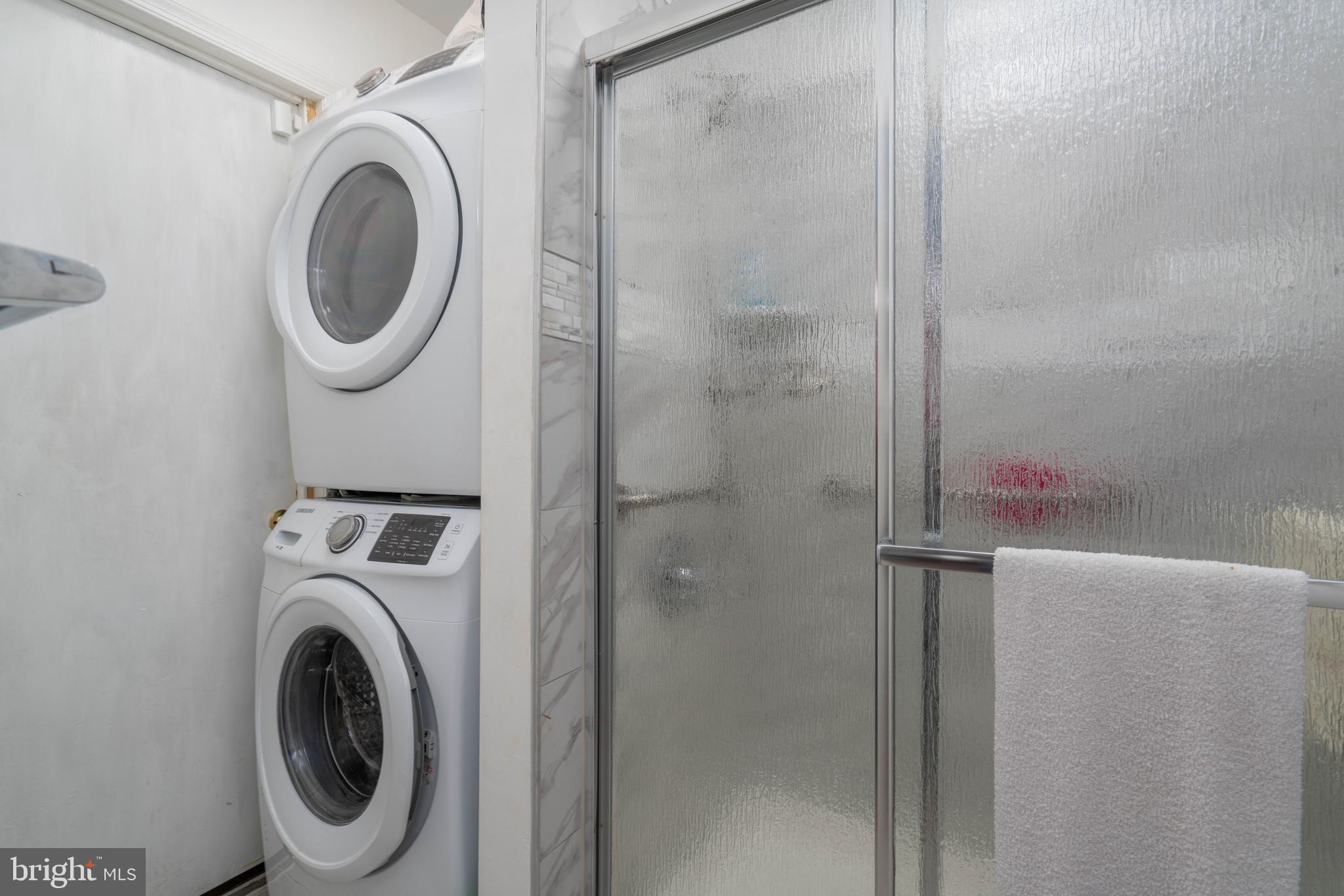 CEDARWOOD VILAGE - Residential