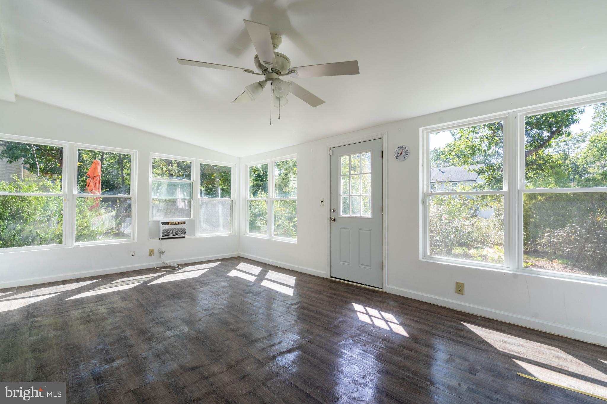 CEDARWOOD VILAGE - Residential