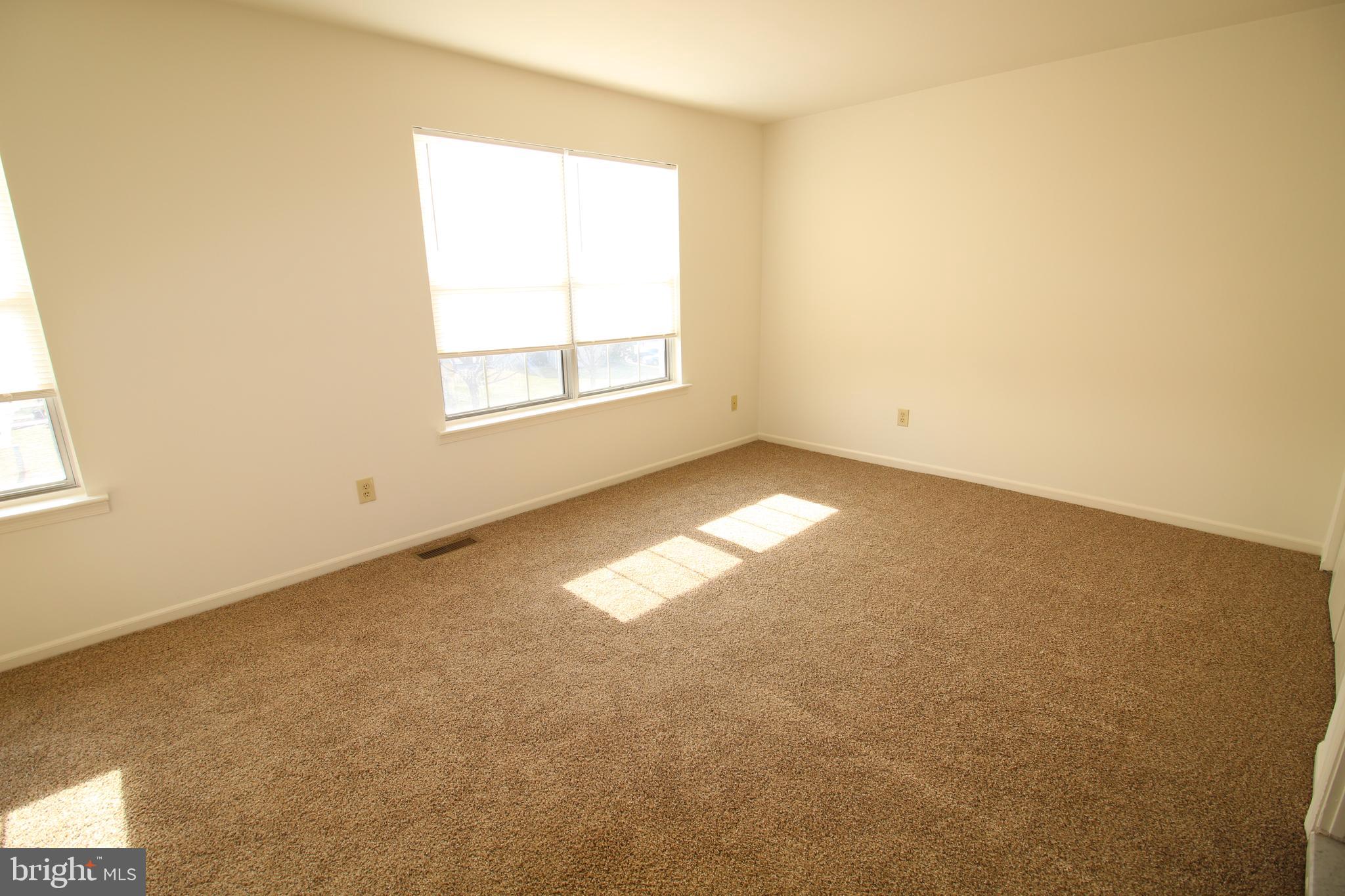 REGENTS PARK - Residential