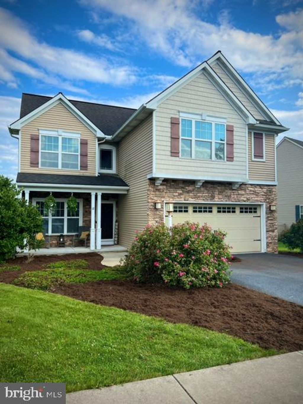 Photo of 18 MEADOW DR, EPHRATA, PA 17522 (MLS # PALA2038032)