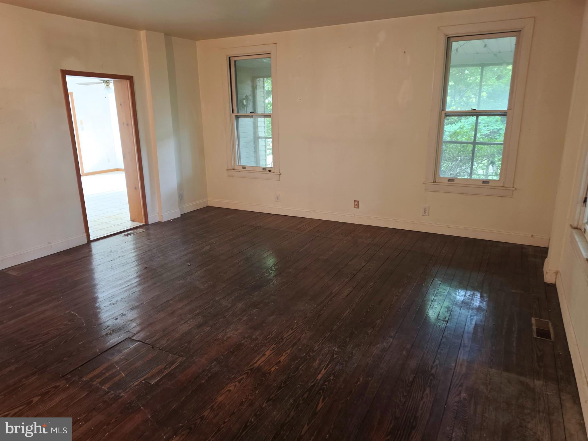 GLEN ARM - Residential