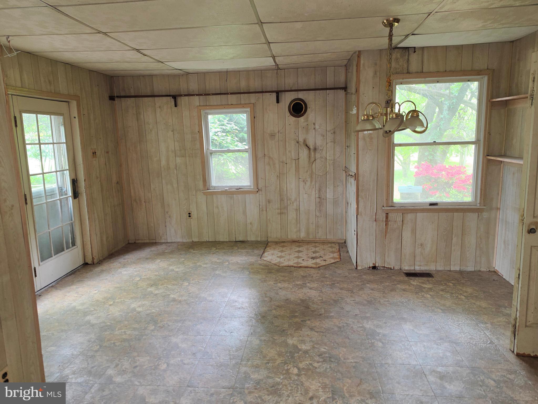 GLEN ARM - Residential