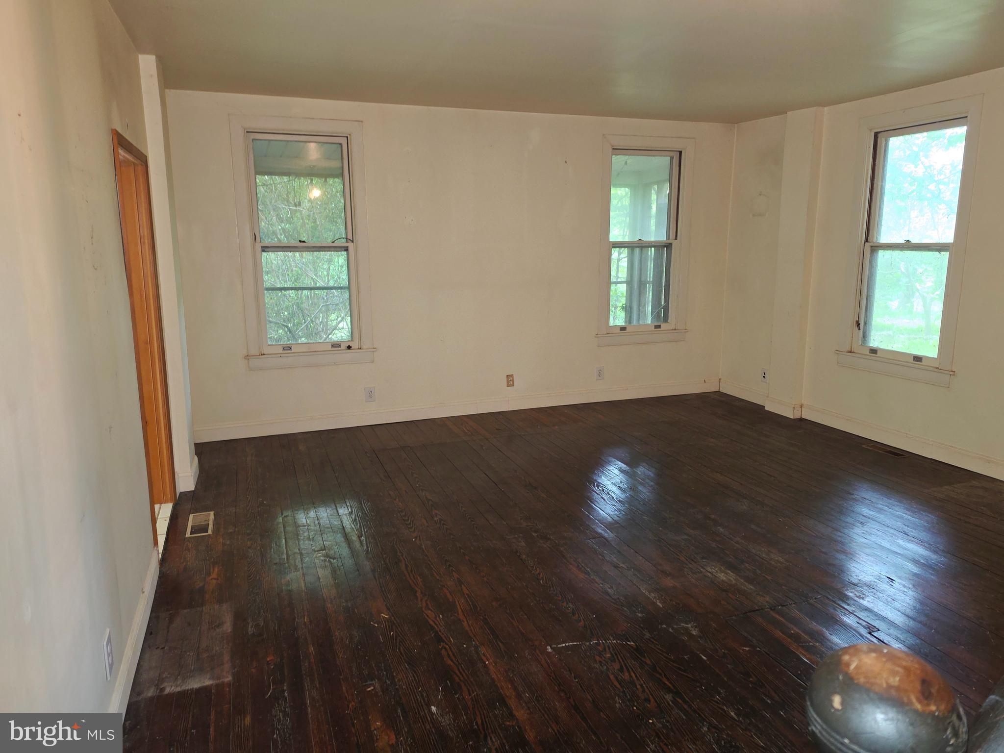 GLEN ARM - Residential