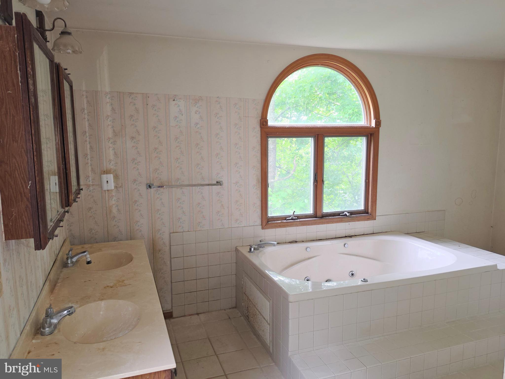 GLEN ARM - Residential