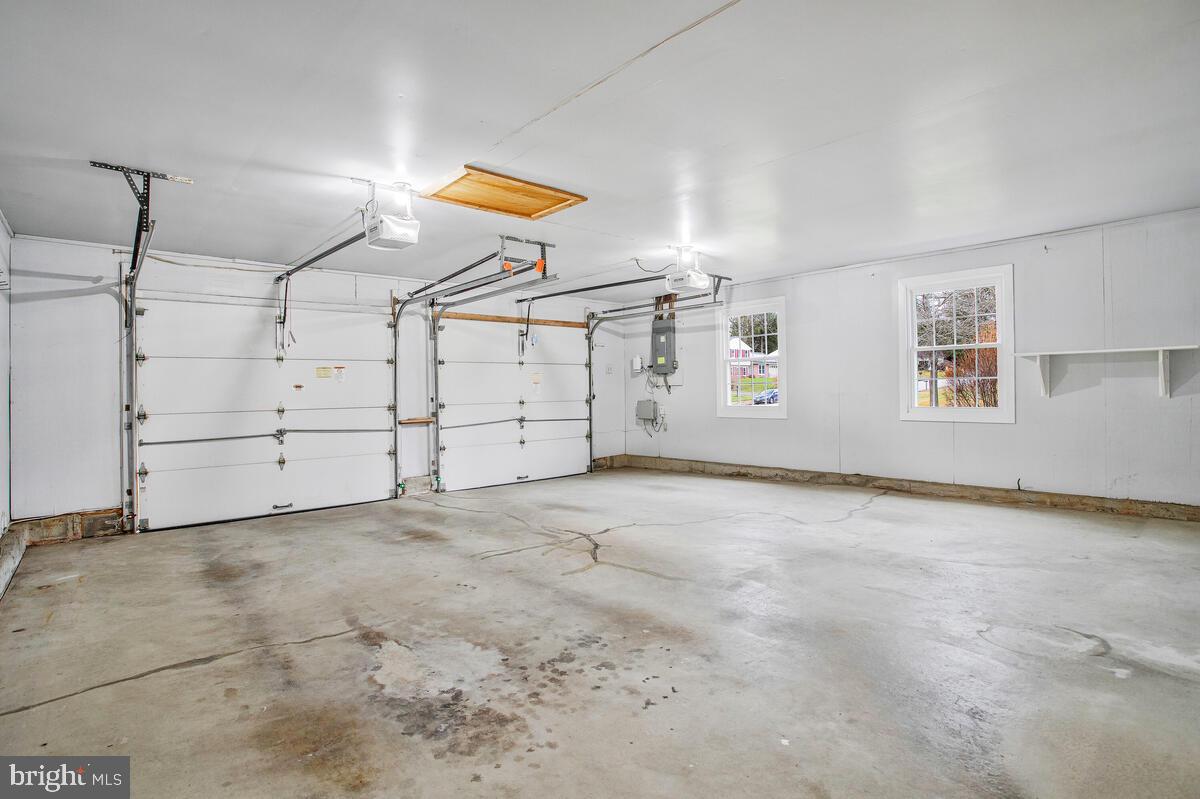 GLENMONT - Residential