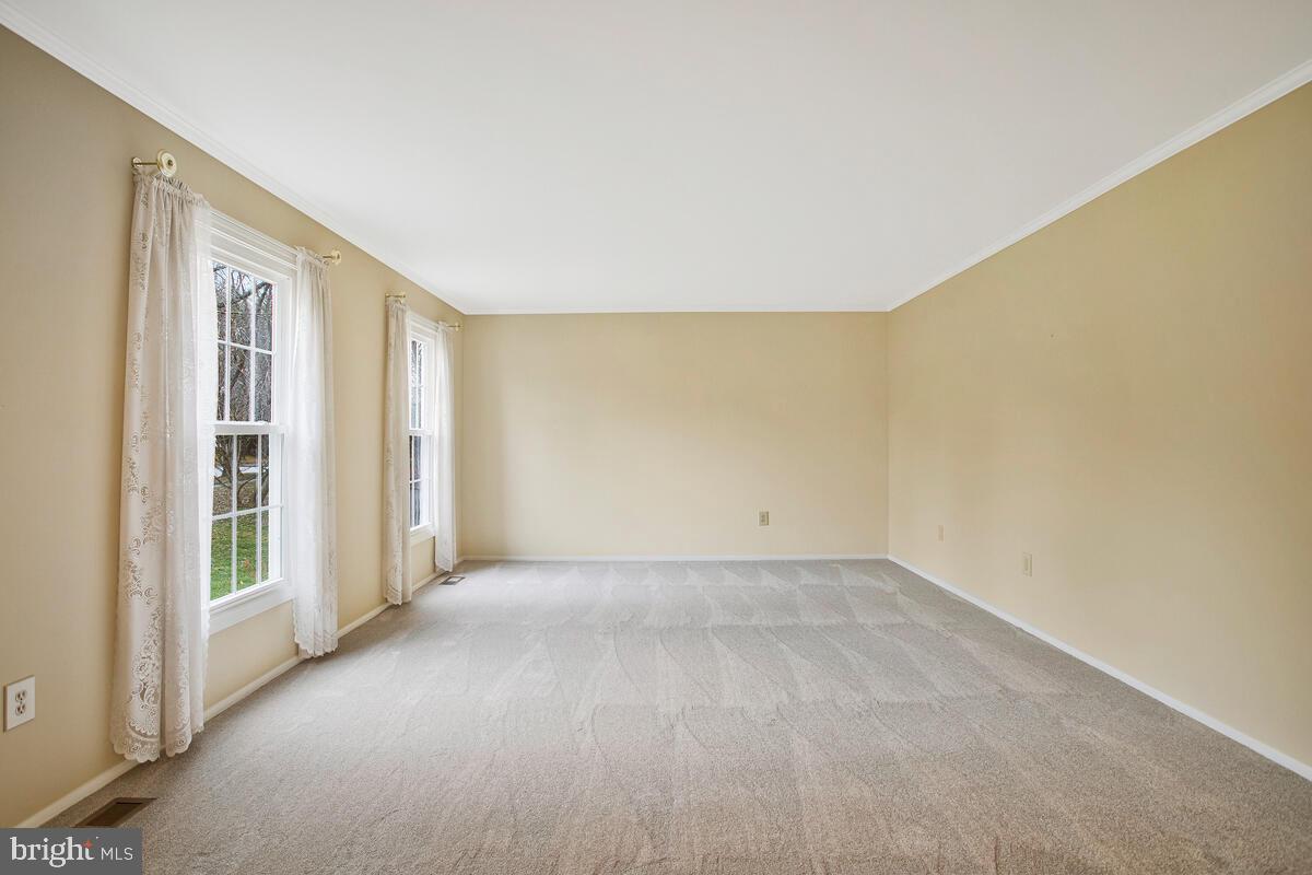 GLENMONT - Residential